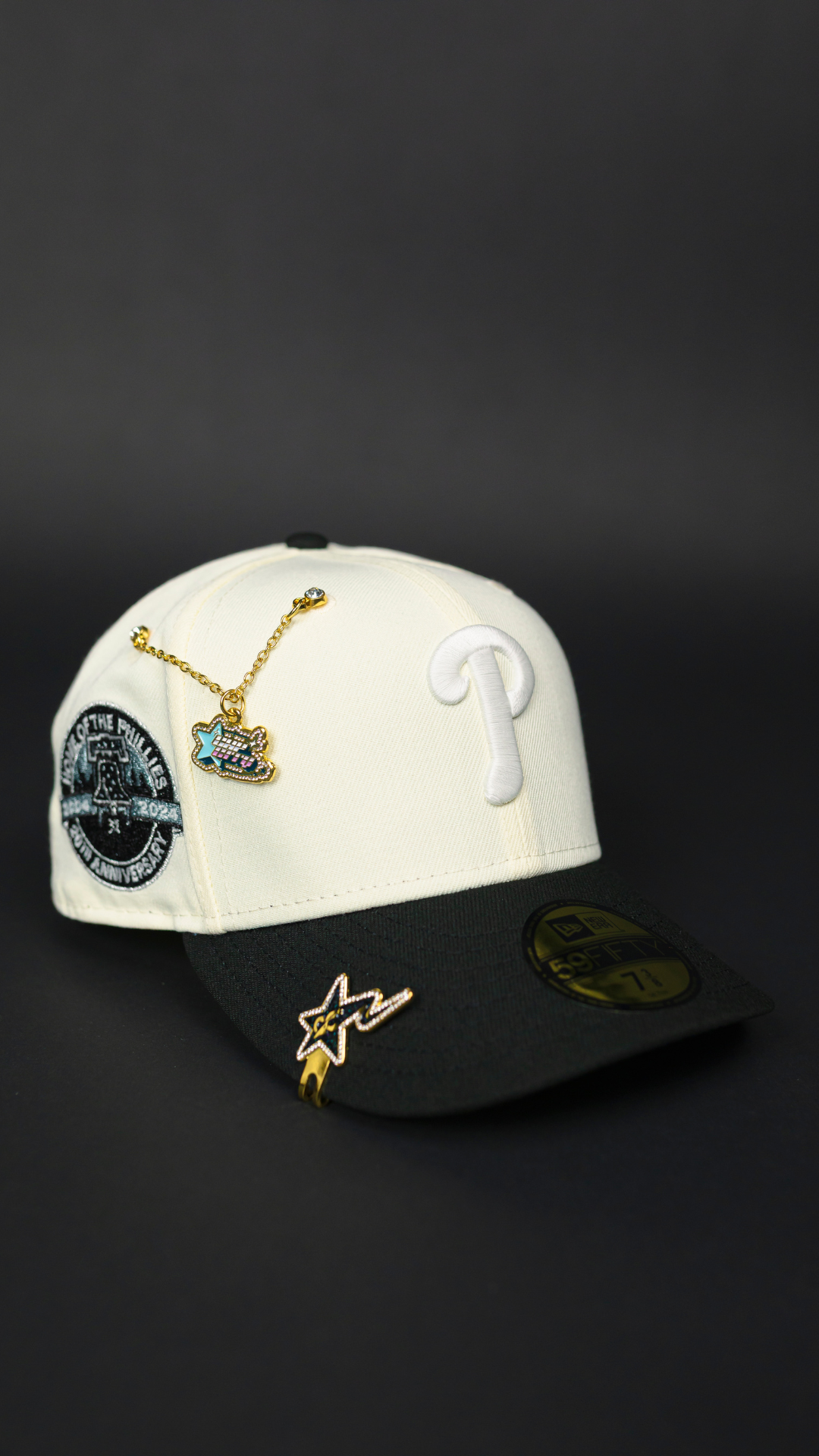 NEW ERA EXCLUSIVE 59FIFTY CHROME/ BLACK PHILADELPHIA PHILLIES W/ HOME OF THE PHILLIES SIDE PATCH