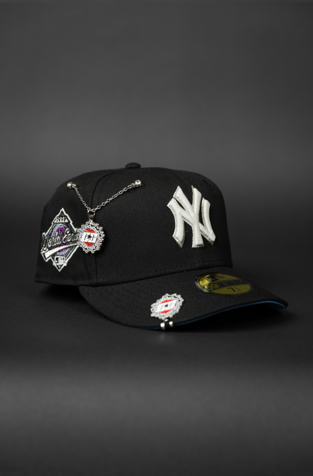 NEW ERA EXCLUSIVE 59FIFTY BLACK NEW YORK YANKEES W/ 1996 WORLD SERIES SIDE PATCH