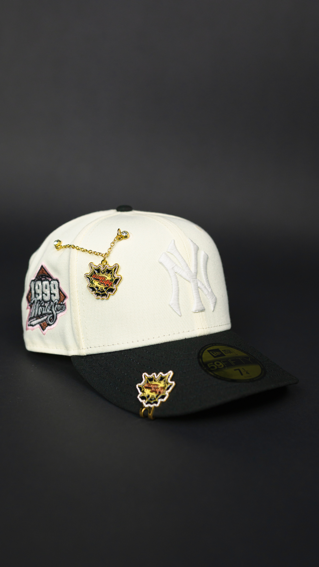 NEW ERA EXCLUSIVE 59FIFTY CHROME/ BLACK NEW YORK YANKEES W/ 1999 WORLD SERIES SIDE PATCH