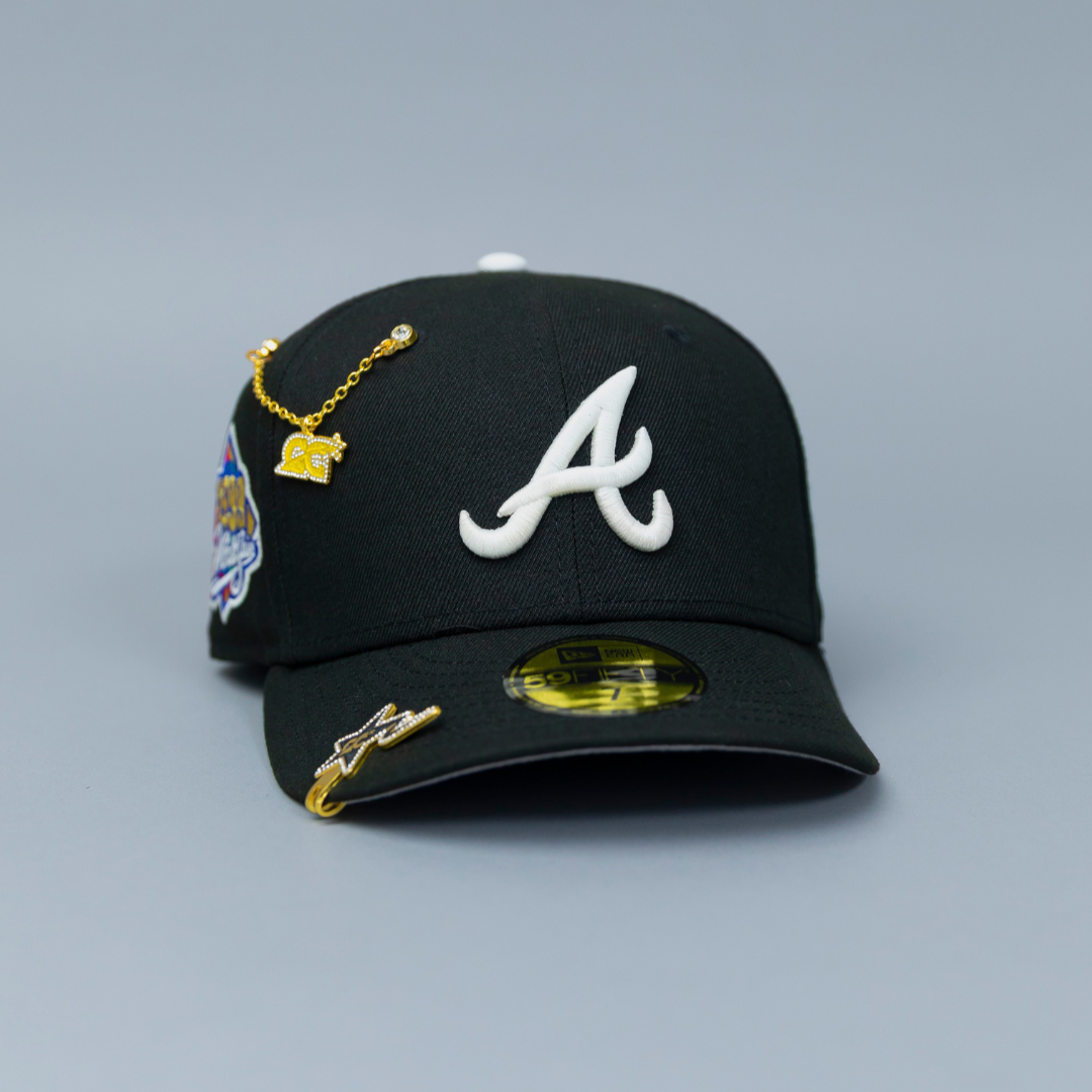 NEW ERA 59FIFTY BLACK ATLANTA BRAVES W/ 1999 WORLD SERIES SIDE PATCH