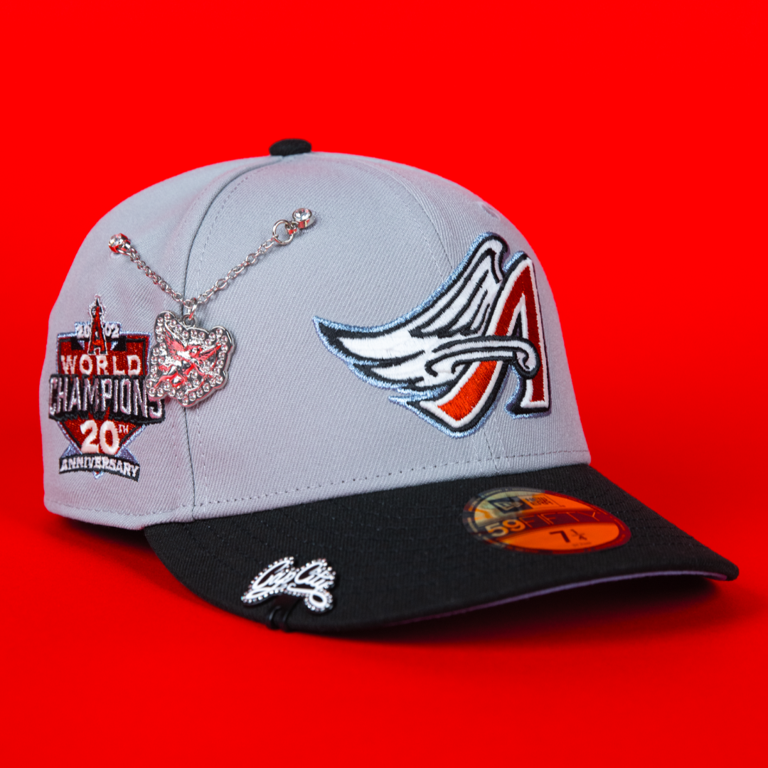 NEW ERA EXCLUSIVE 59FIFTY GREY/ BLACK ANAHEIM ANGELS W/ 2002 WORLD SERIES CHAMPIONS SIDE PATCH