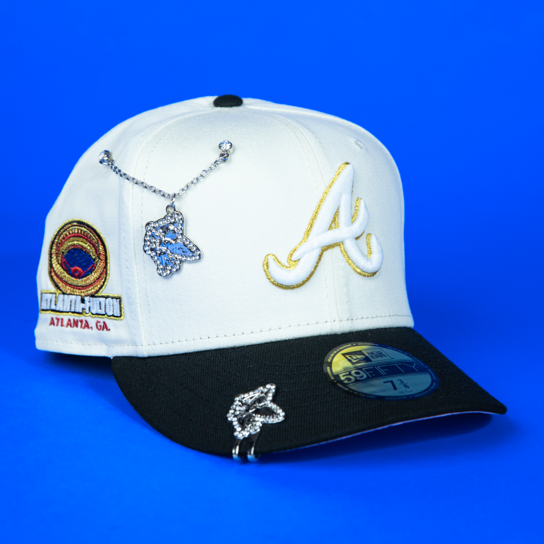 NEW ERA 59FIFTY CHROME/ BLACK ATLANTA BRAVES W/ ATLANTA PODIUM SIDE PATCH