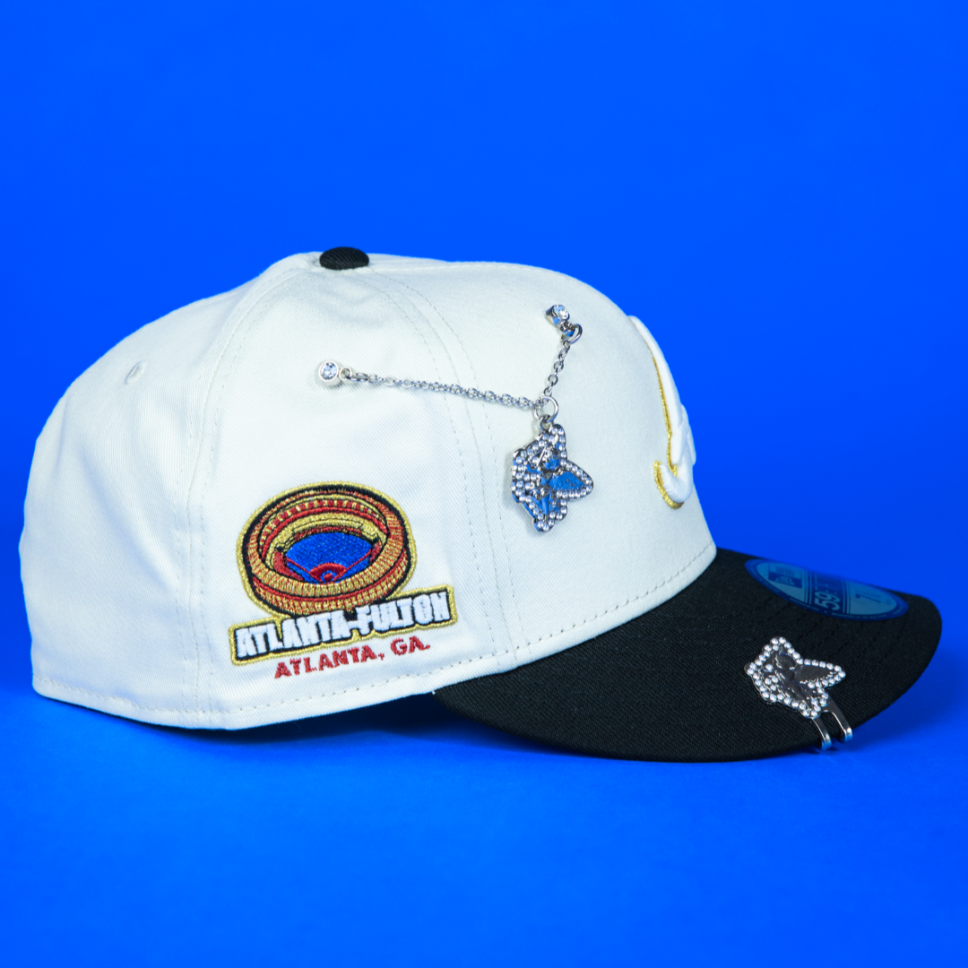 NEW ERA 59FIFTY CHROME/ BLACK ATLANTA BRAVES W/ ATLANTA PODIUM SIDE PATCH