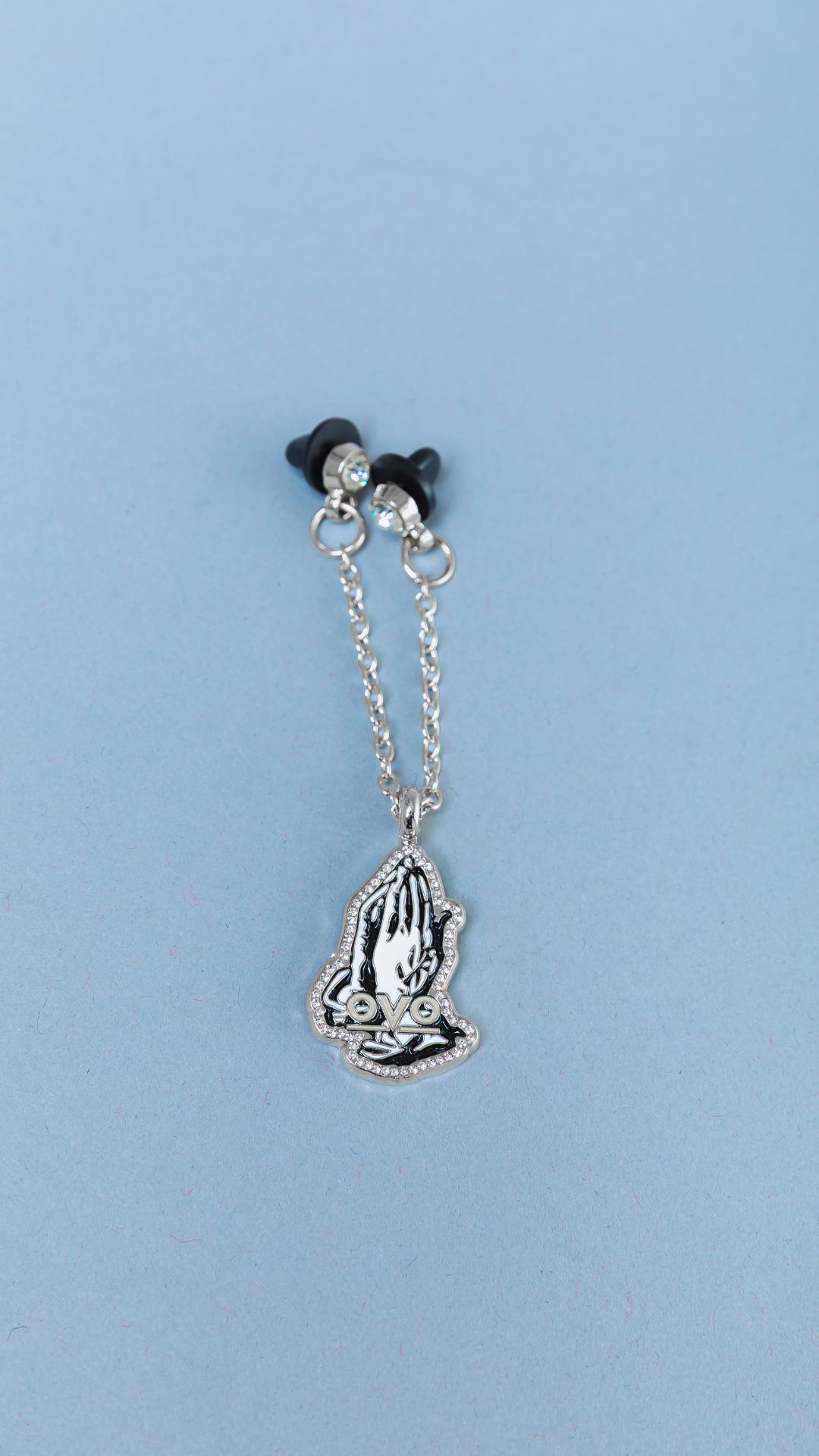 *NEW SILVER "PRAYING HANDS" CHAIN W/ RHINESTONES VERY LIMITED