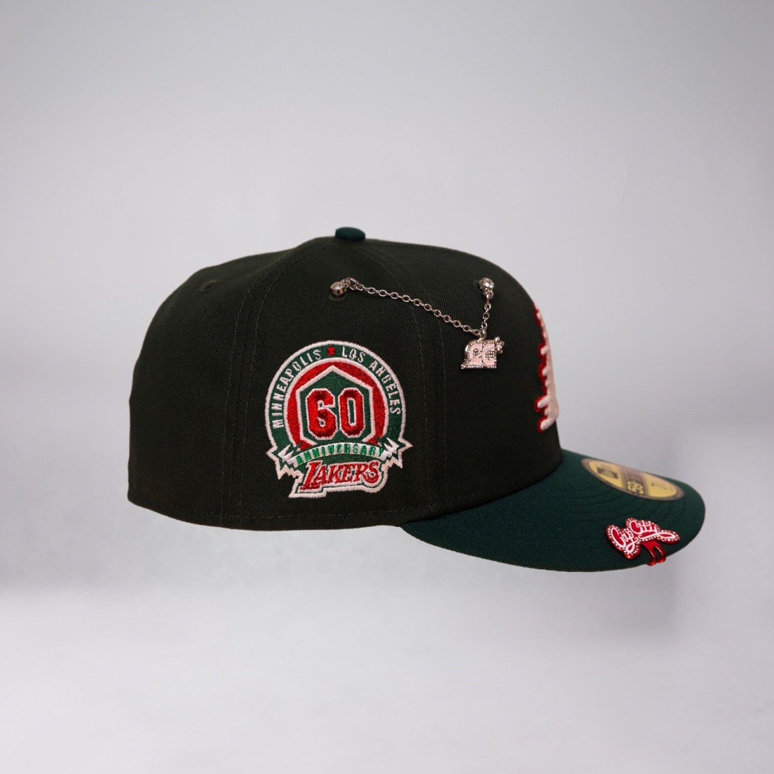 NEW ERA EXCLUSIVE 59FIFTY EMERALD GREEN "LOS ANGELES LAKERS" W/ 60TH ANNIVERSARY SIDE PATCH