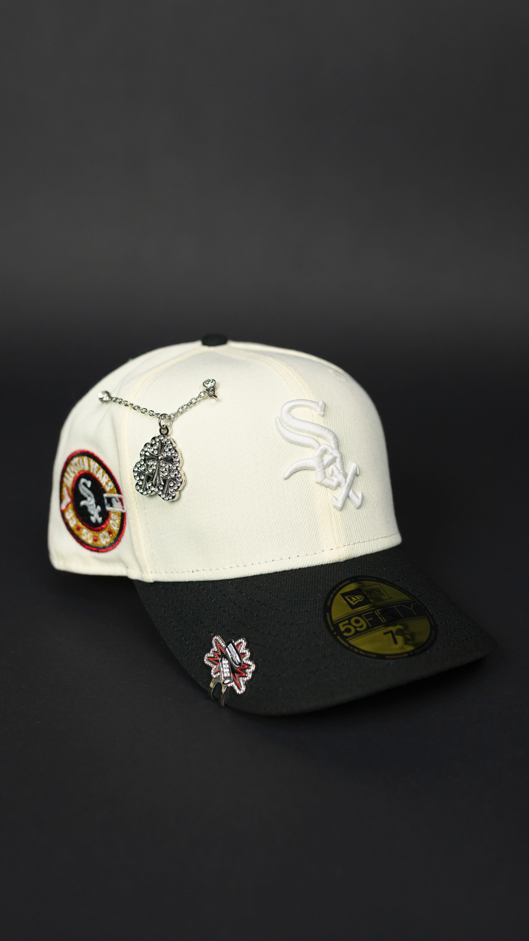 NEW ERA EXCLUSIVE 59FIFTY CHROME/ BLACK CHICAGO WHITE SOX W/ ALL STAR YEARS SIDE PATCH