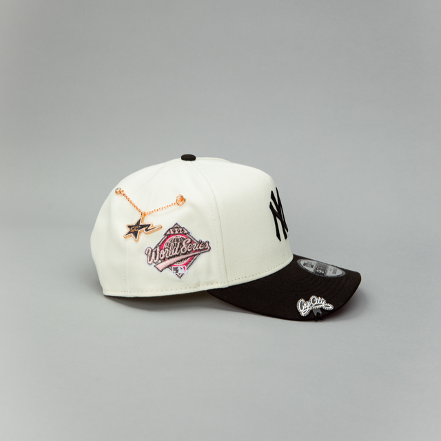 NEW ERA EXCLUSIVE 9FIFTY A-FRAME CHROME/ BLACK NEW YORK YANKEES SNAPBACK W/ RED ROSES + 1997 WORLD SERIES SIDE PATCH