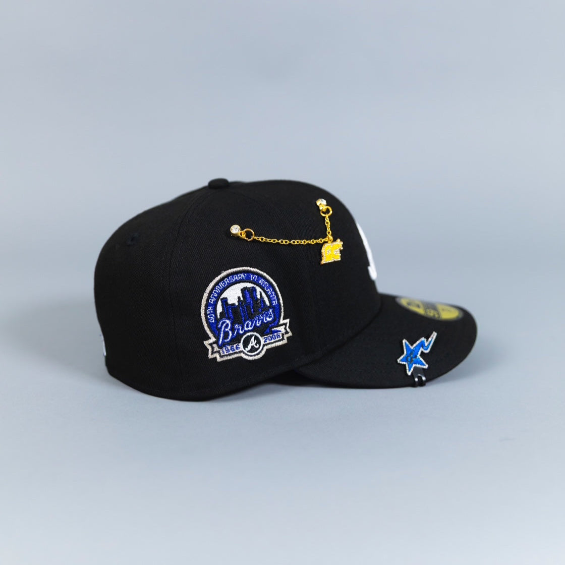 NEW ERA 59FIFTY BLACK ATLANTA BRAVES W/ 40TH ANNIVERSARY SIDE PATCH