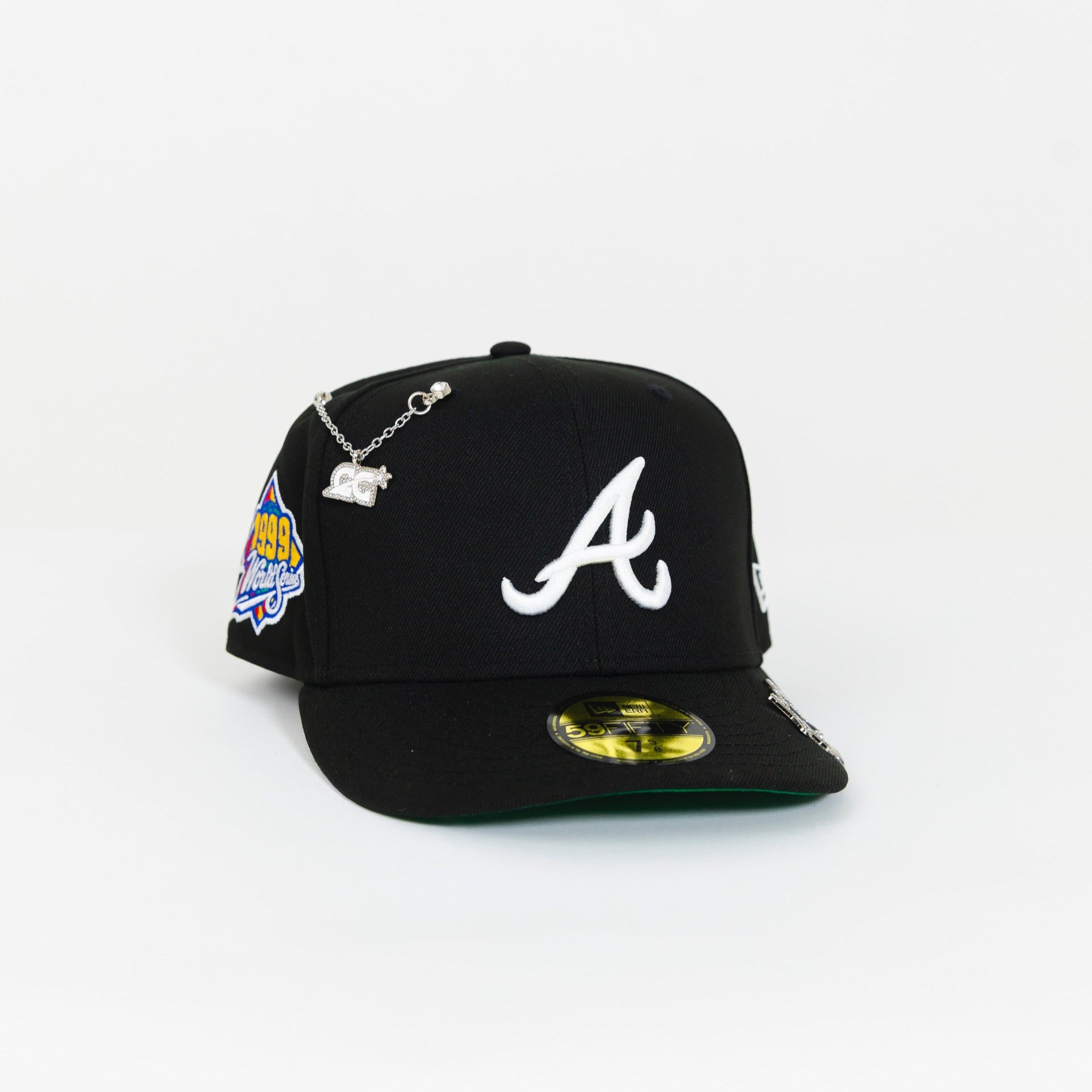 NEW ERA 59FIFTY BLACK ATLANTA BRAVES W/ 1999 WORLD SERIES SIDE PATCH