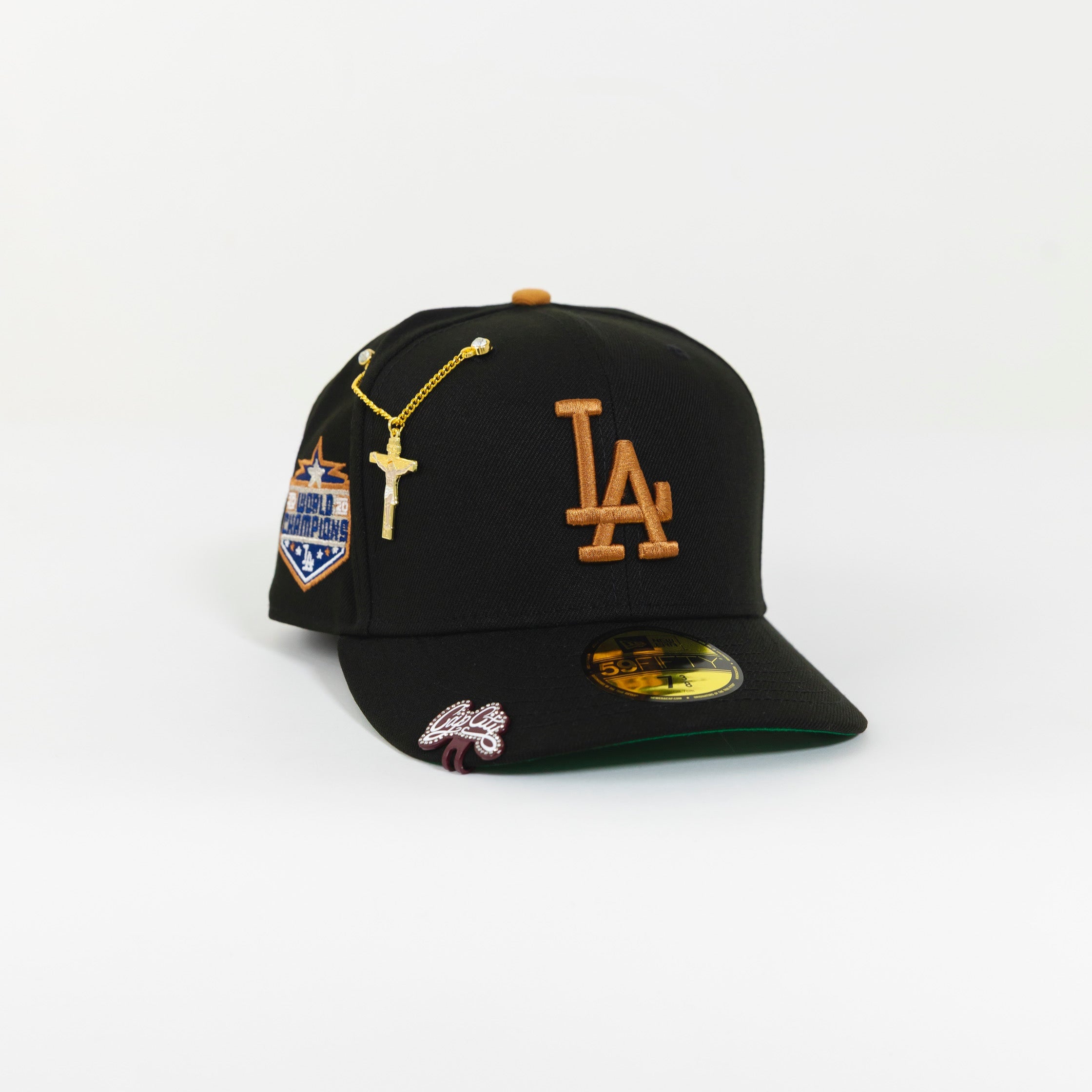 NEW ERA 59FIFTY BLACK LOS ANGELES DODGERS W/ 2020 WORLD CHAMPIONS SIDE PATCH
