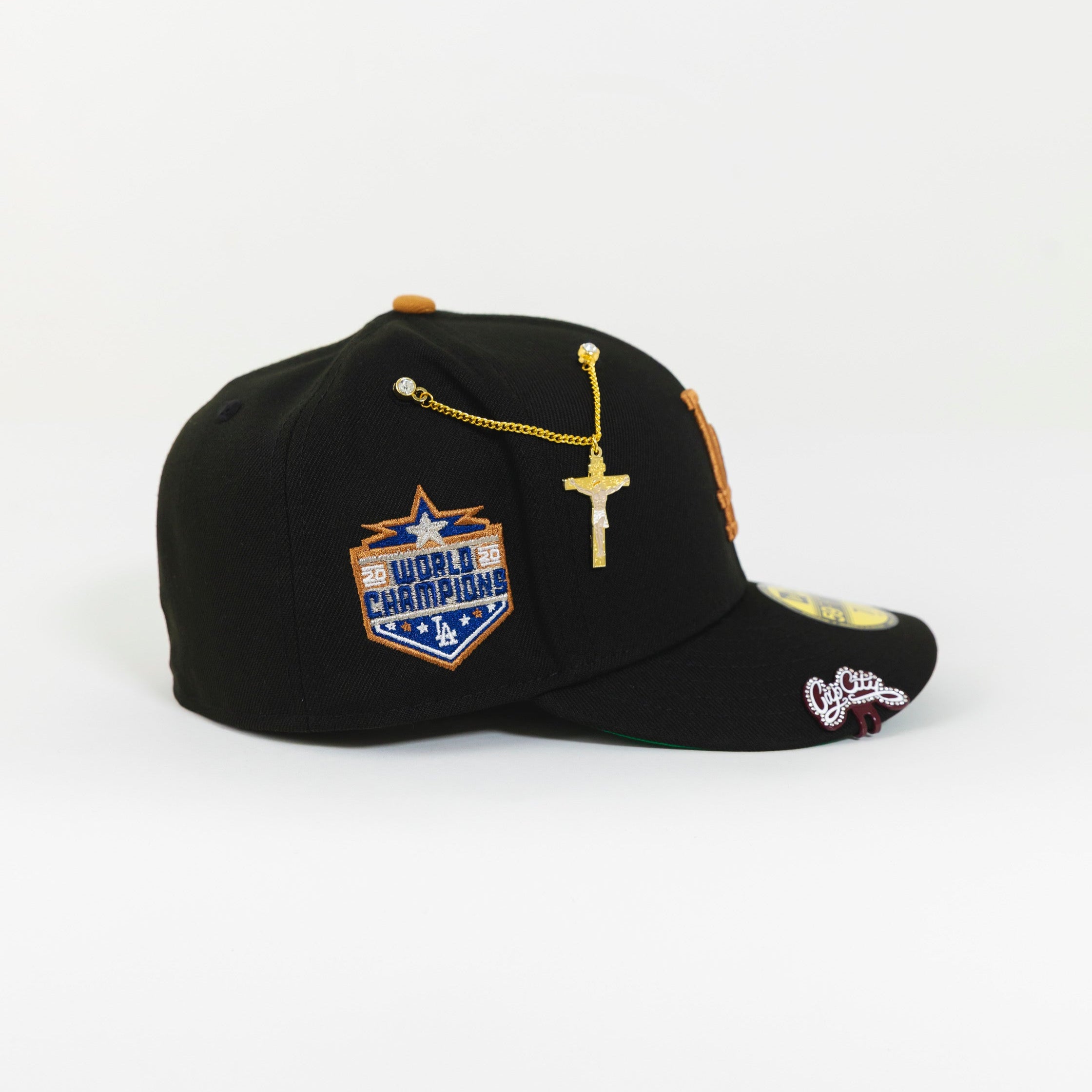 NEW ERA 59FIFTY BLACK LOS ANGELES DODGERS W/ 2020 WORLD CHAMPIONS SIDE PATCH