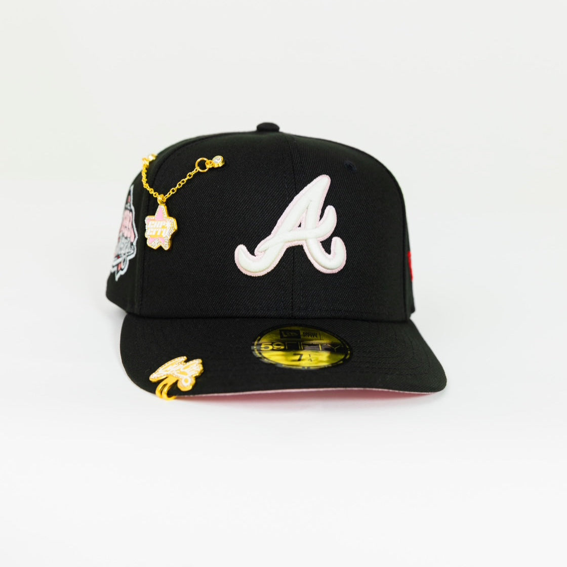 NEW ERA 59FIFTY BLACK ATLANTA BRAVES W/ 1999 WORLD SERIES SIDE PATCH