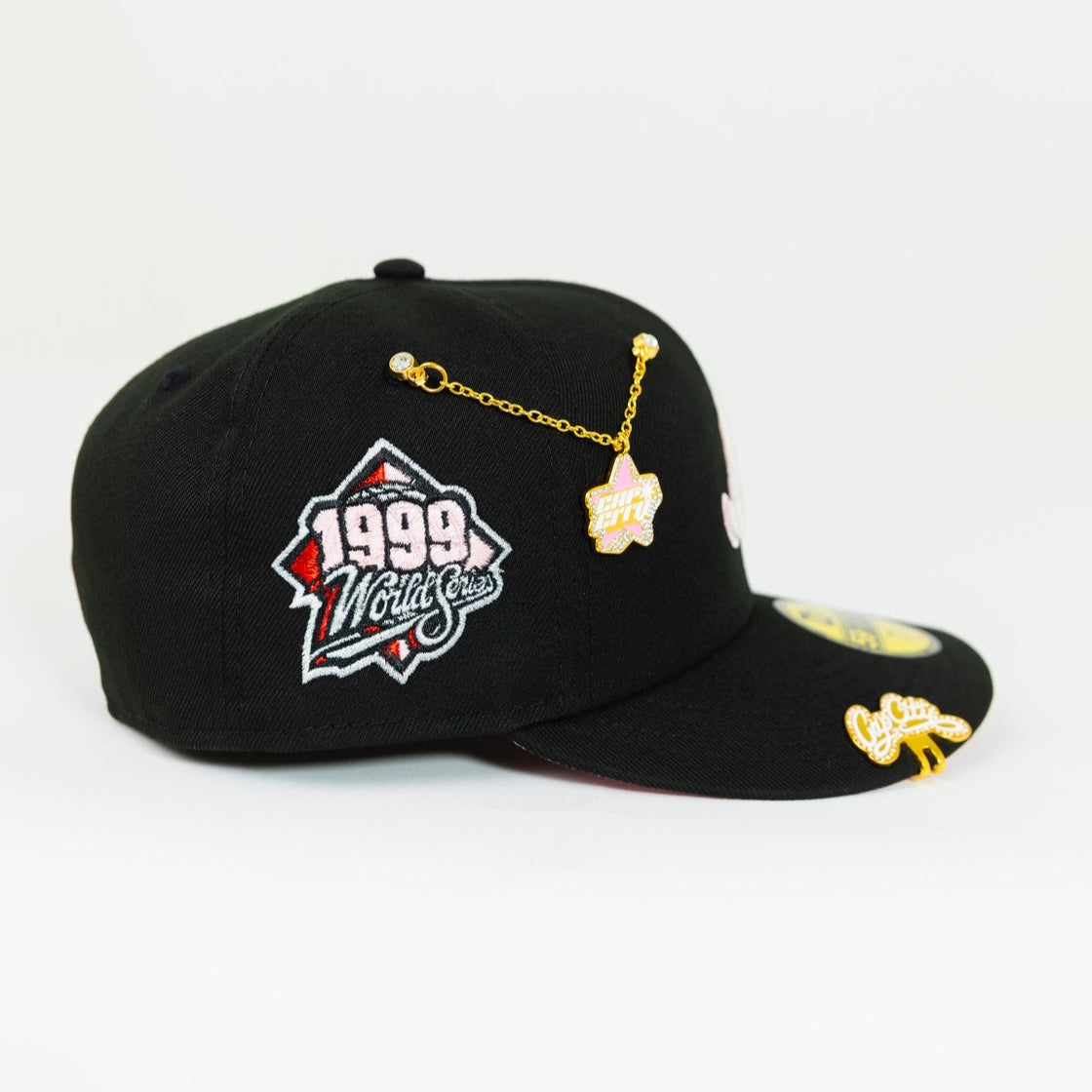 NEW ERA 59FIFTY BLACK ATLANTA BRAVES W/ 1999 WORLD SERIES SIDE PATCH