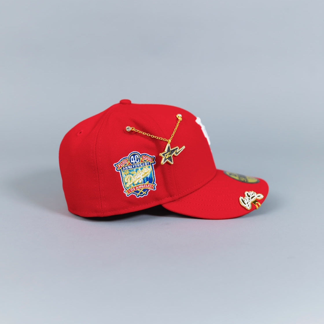 NEW ERA EXCLUSIVE 59FIFTY RED UPSIDE DOWN LOS ANGELES DODGERS W/ 40TH ANNIVERSARY SIDE PATCH