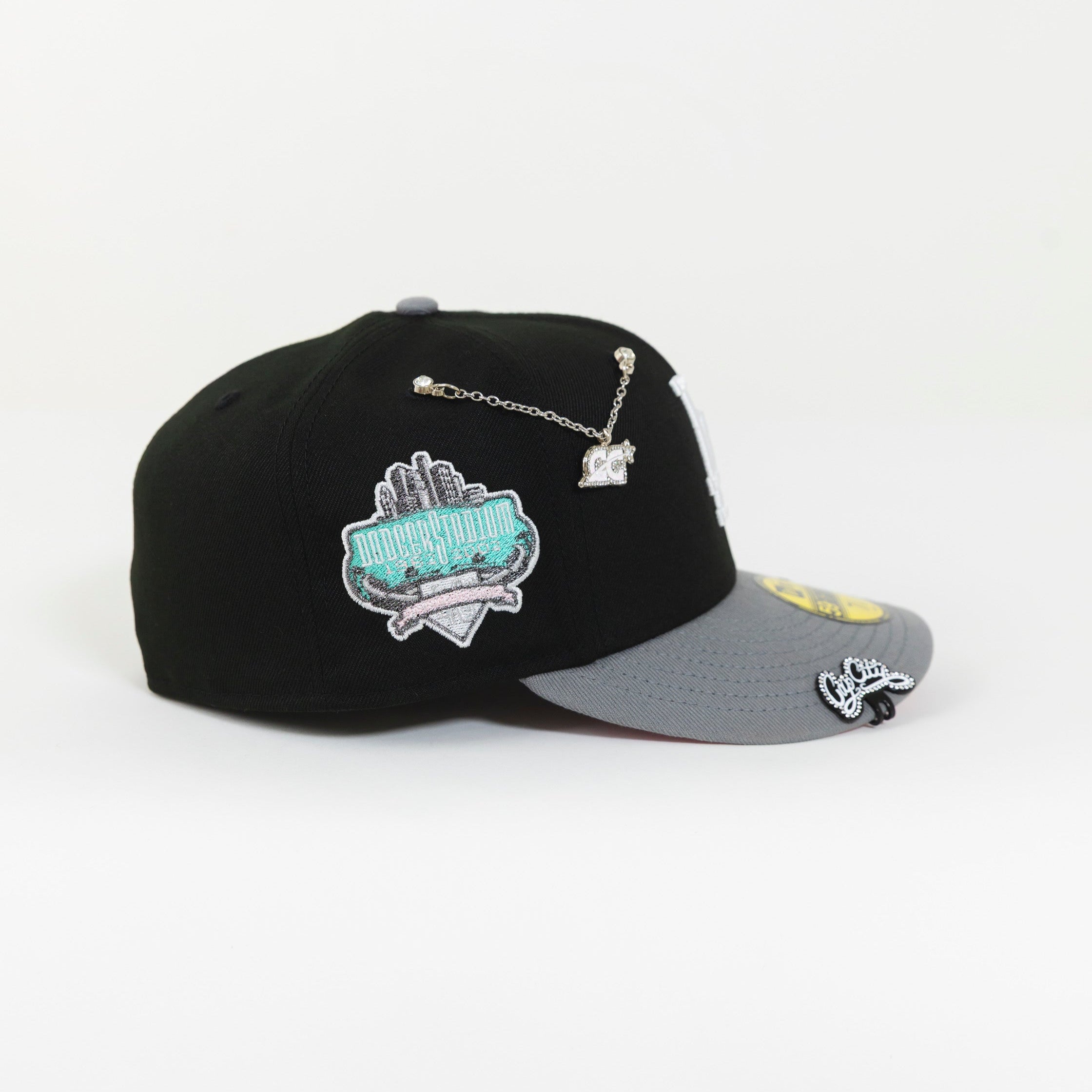 NEW ERA 59FIFTY BLACK/ GREY LOS ANGELES DODGERS W/ 40TH ANNIVERSARY SIDE PATCH