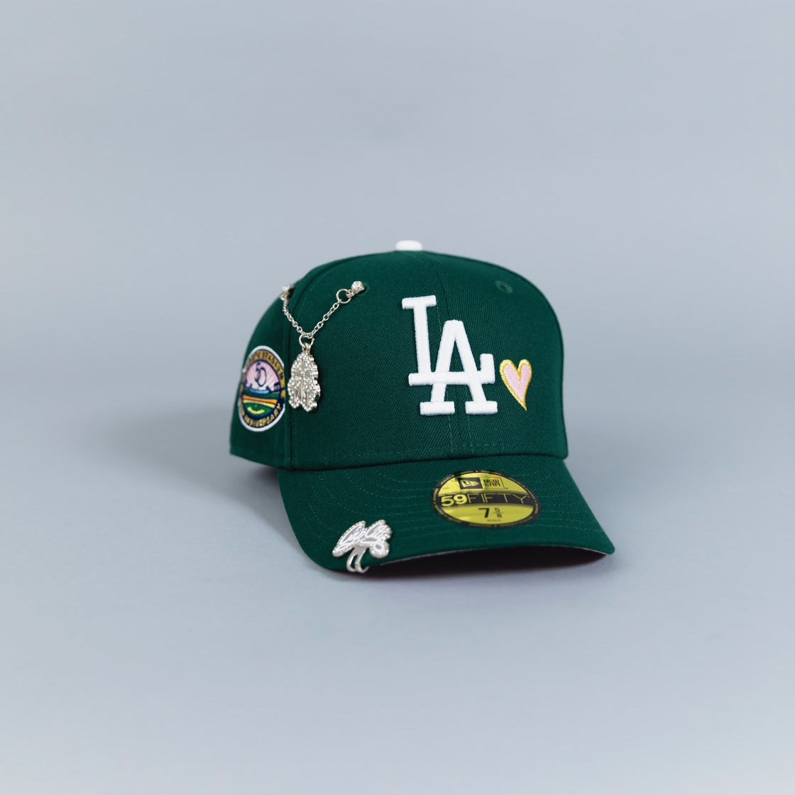 NEW ERA EXCLUSIVE 59FIFTY FOREST GREEN LOS ANGELES DODGERS W/ PINK HEART + 50TH ANNIVERSARY SIDE PATCH