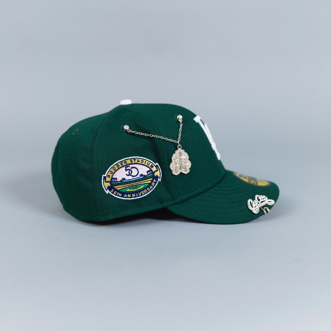 NEW ERA EXCLUSIVE 59FIFTY FOREST GREEN LOS ANGELES DODGERS W/ PINK HEART + 50TH ANNIVERSARY SIDE PATCH
