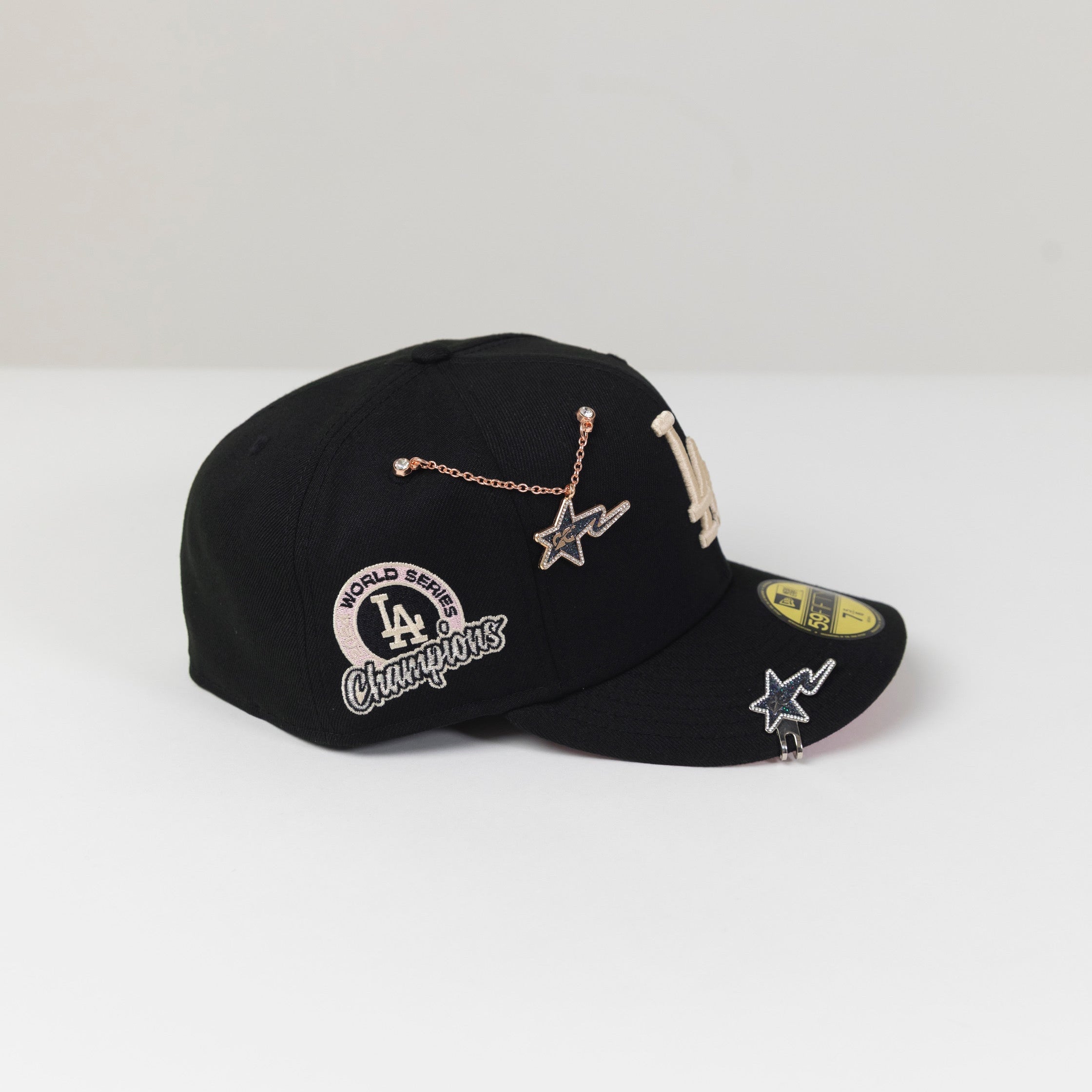 NEW ERA 59FIFTY BLACK LOS ANGELES DODGERS W/ WORLD SERIES CHAMPIONS SIDE PATCH