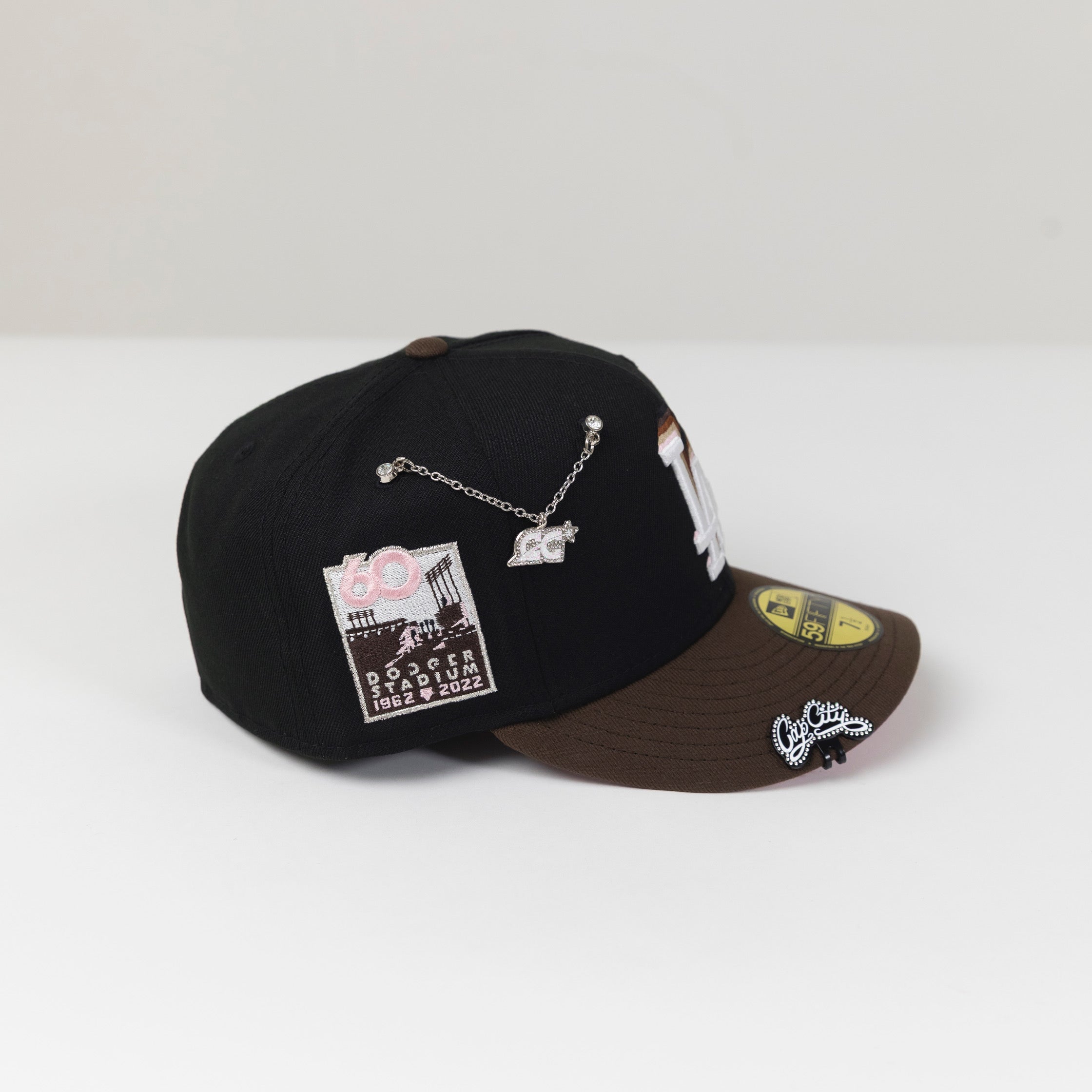 NEW ERA 59FIFTY BLACK/ BROWN LOS ANGELES DODGERS W/ 60TH ANNIVERSARY SIDE PATCH