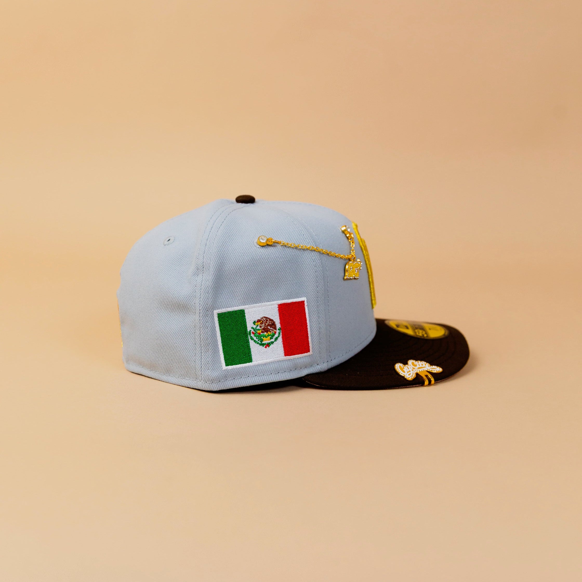 NEW ERA EXCLUSIVE 59FIFTY SMOKE GREY/ MOCHA MEXICO W/ MEXICO FALG SIDE PATCH