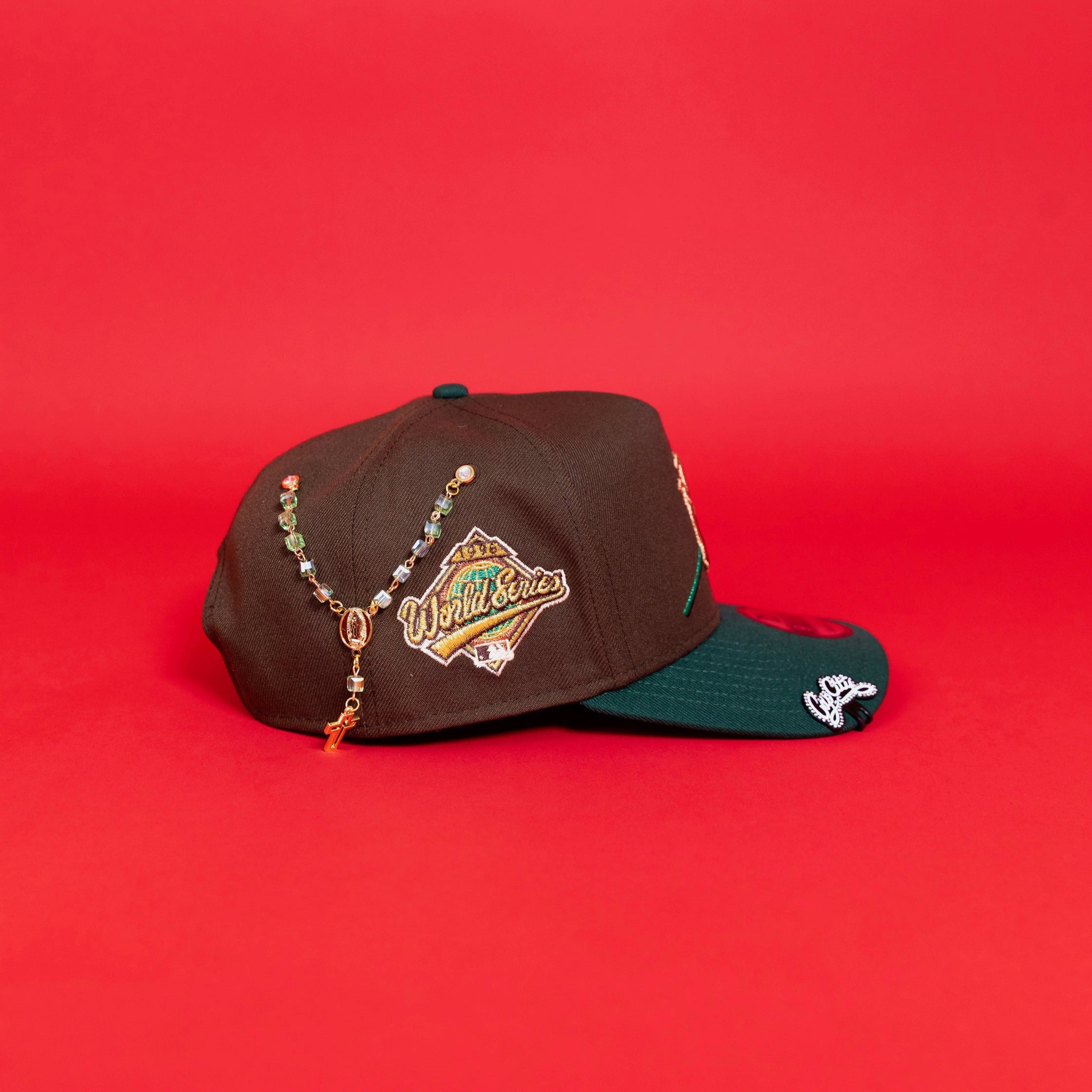 NEW ERA EXCLUSIVE 9FIFTY A-FRAME BROWN/ PINE GREEN NEW YORK YANKEES SNAPBACK W/ ROSE + 1996 WORLD SERIES SIDE PATCH