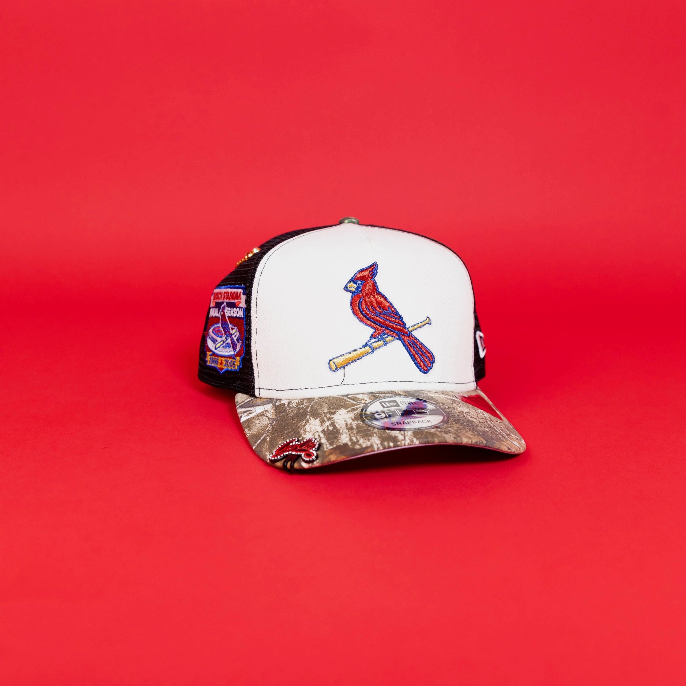 NEW ERA EXCLUSIVE 9FIFTY A-FRAME CHROME/ REALTREE ST LOUIS CARDINALS MESHBACK SNAPBACK W/ BUSCH STADIUM SIDE PATCH
