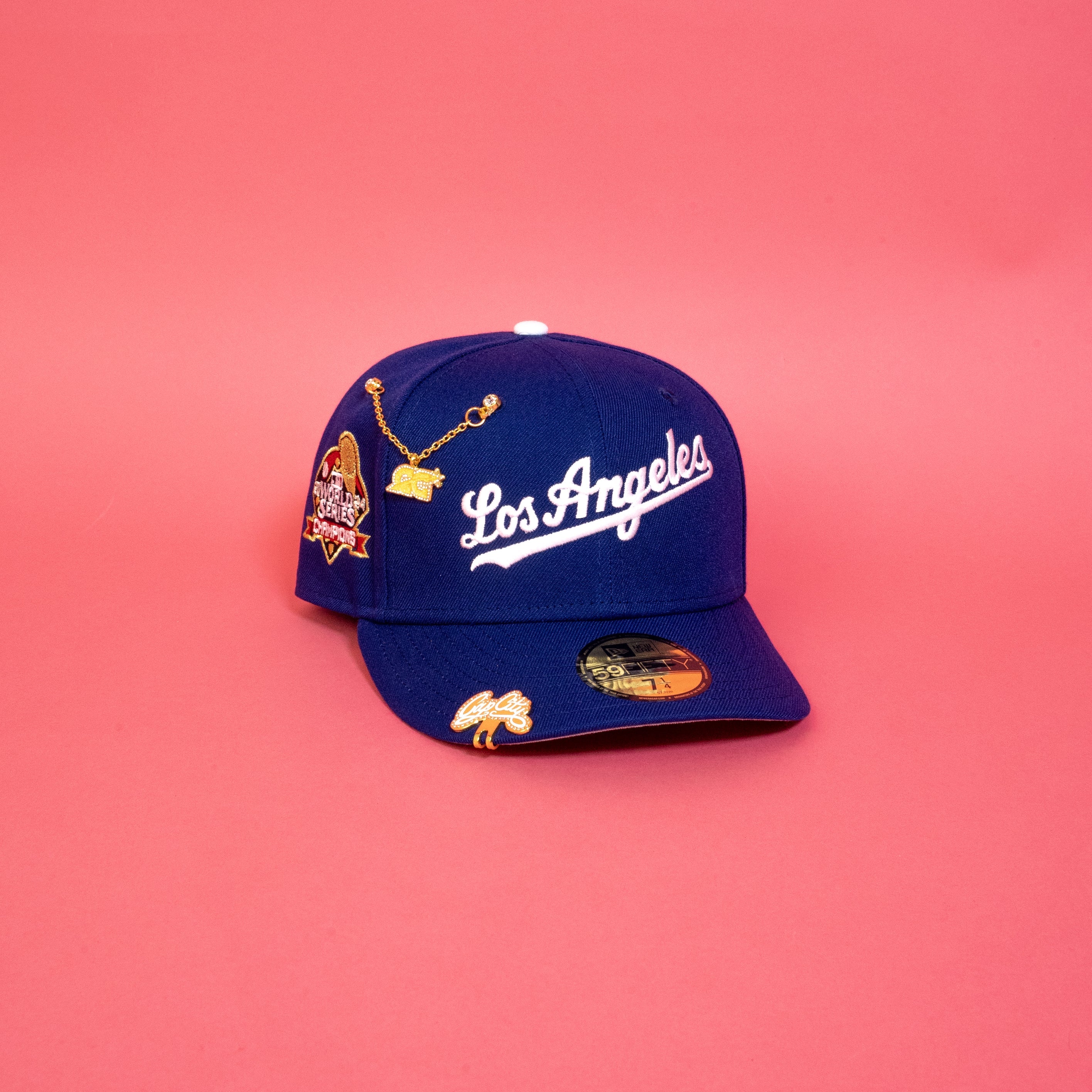 NEW ERA 59FIFTY BLUE LOS ANGELES DODGERS SCRIPT W/ 2024 WORLD SERIES CHAMPIONS SIDE PATCH