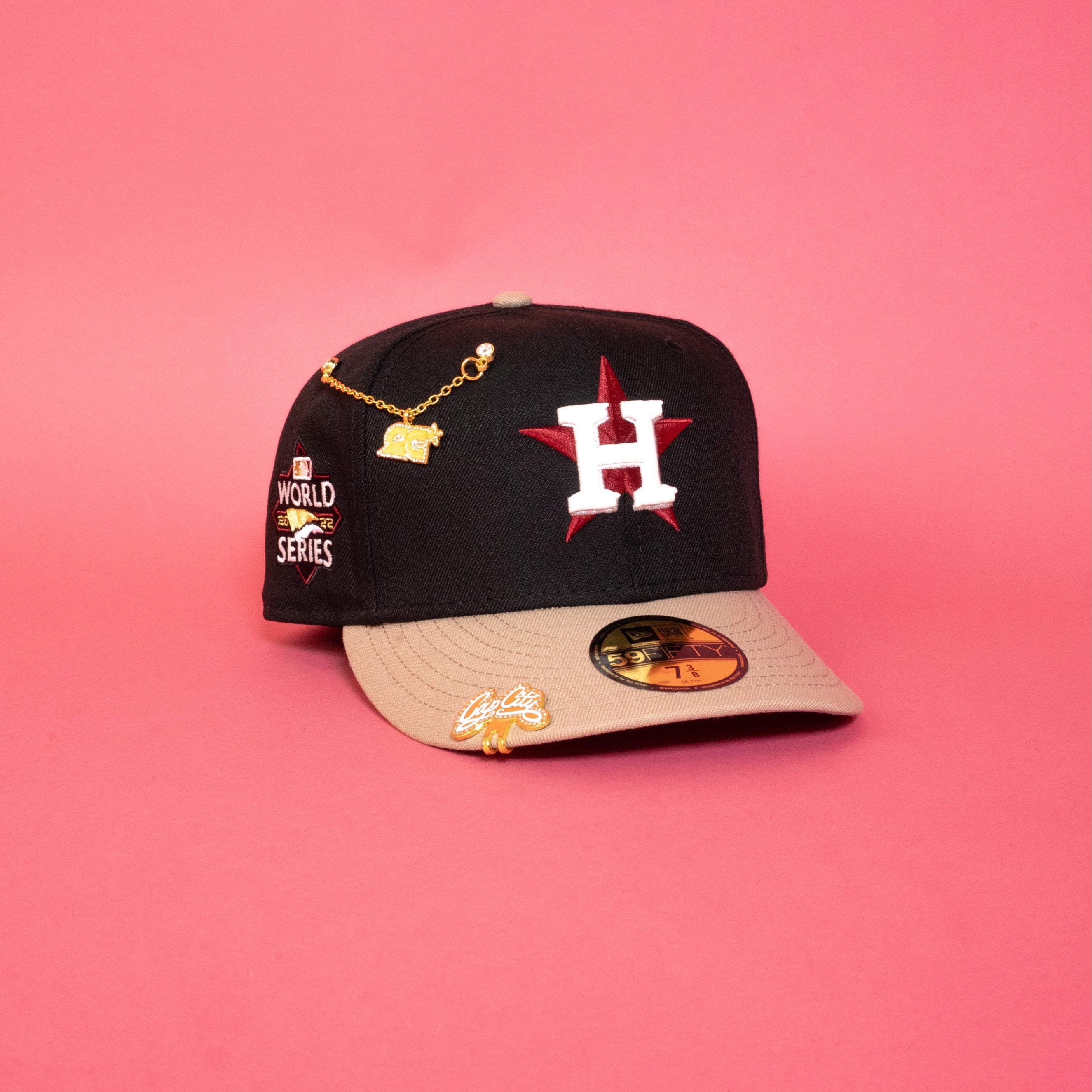 NEW ERA EXCLUSIVE 59FIFTY BLACK / BEIGE HOUSTON ASTROS W/ 2022 WORLD SERIES SIDE PATCH