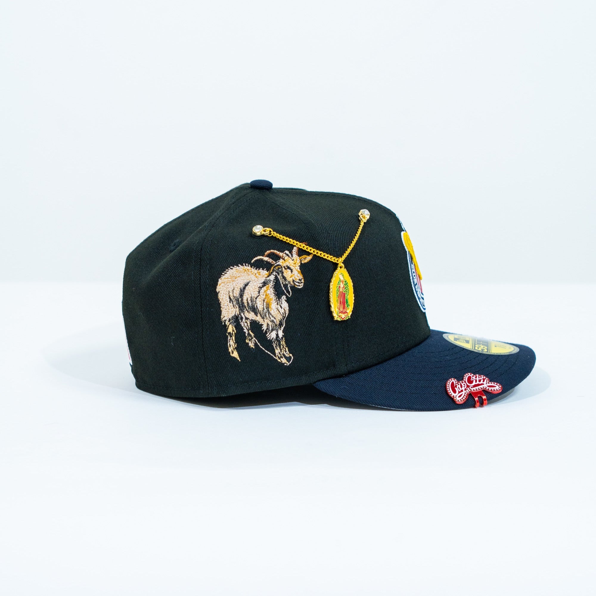 NEW ERA EXCLUSIVE 59FIFTY BLACK/ NAVY "CHIVAS DE GUADALAJARA" W/ CHIVO SIDE PATCH