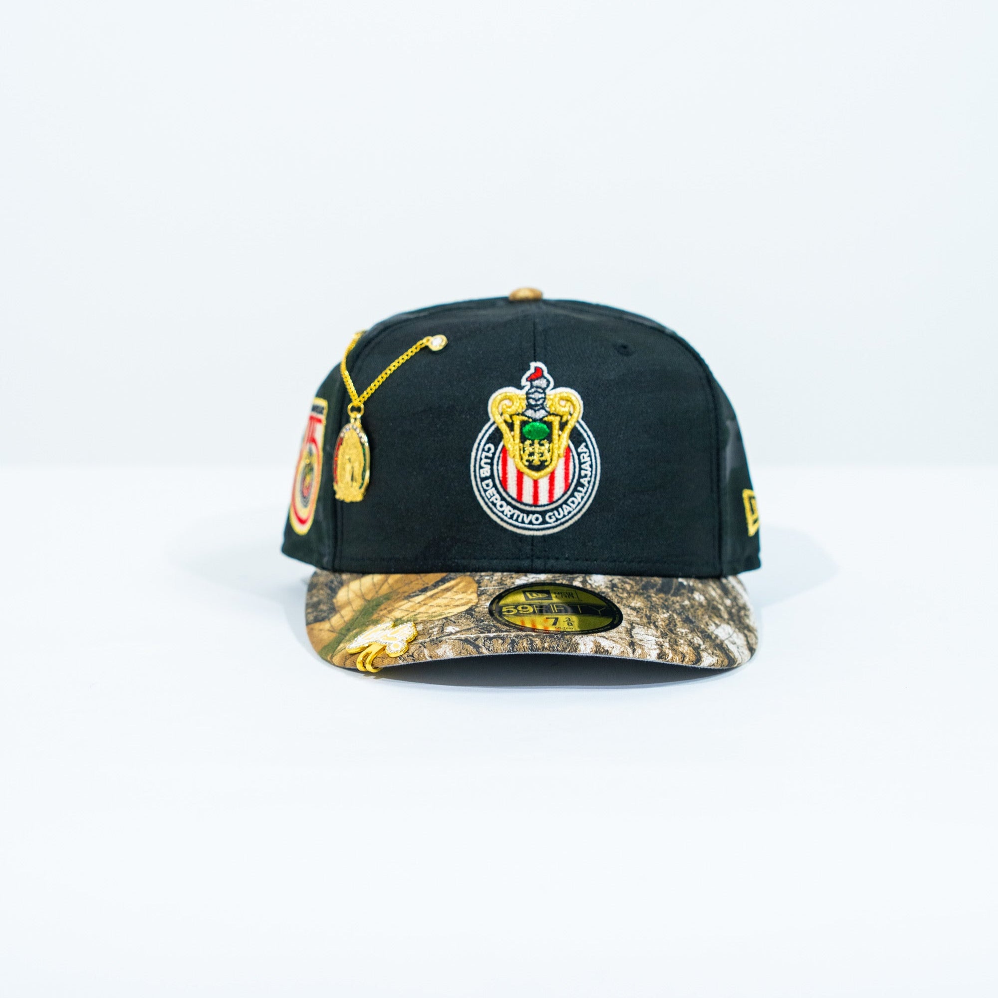 NEW ERA EXCLUSIVE 59FIFTY BLACK CAMO/ REALTREE "CHIVAS DE GUADALAJARA" W/ 115 ANNIVERSARY SIDE PATCH