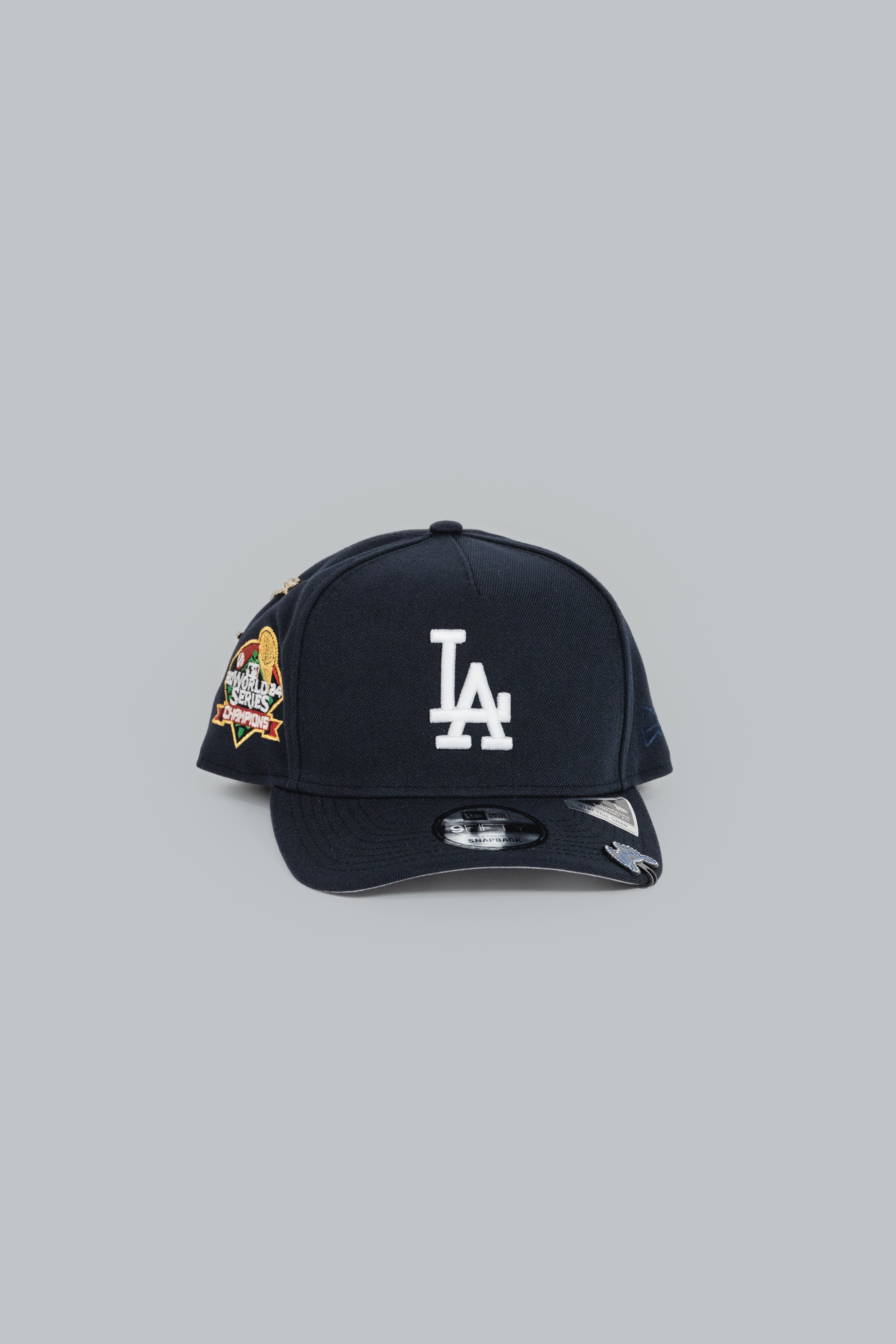 NEW ERA EXCLUSIVE 9FIFTY A-FRAME NAVY LOS ANGELES DODGERS W/ 2024 WORLD SERIES CHAMPIONS SIDE PATCH
