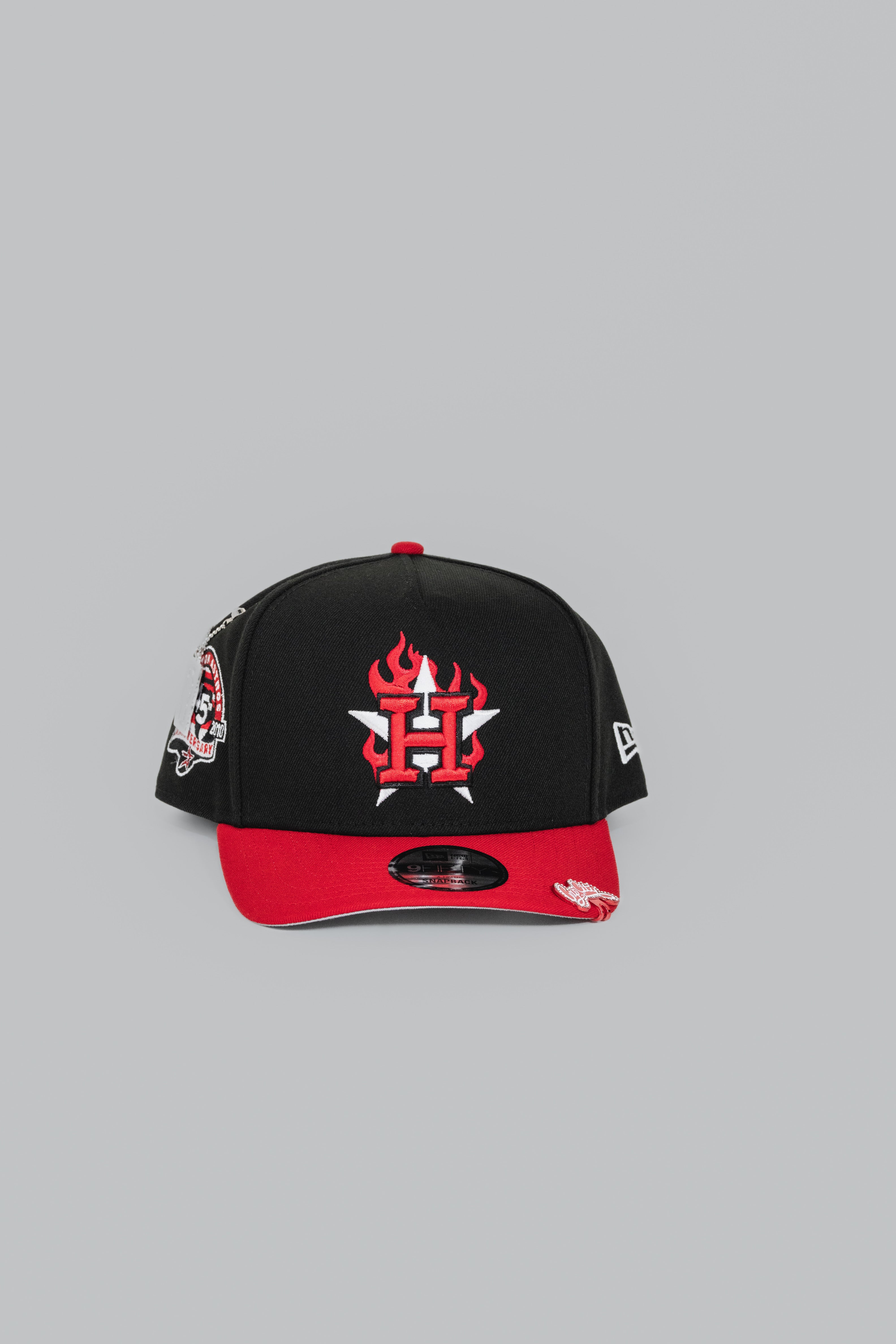 NEW ERA EXCLUSIVE 9FIFTY A-FRAME BLACK/ RED HOUSTON ASTROS W/ FLAME LOGO + 45TH ANNIVERSARY SIDE PATCH