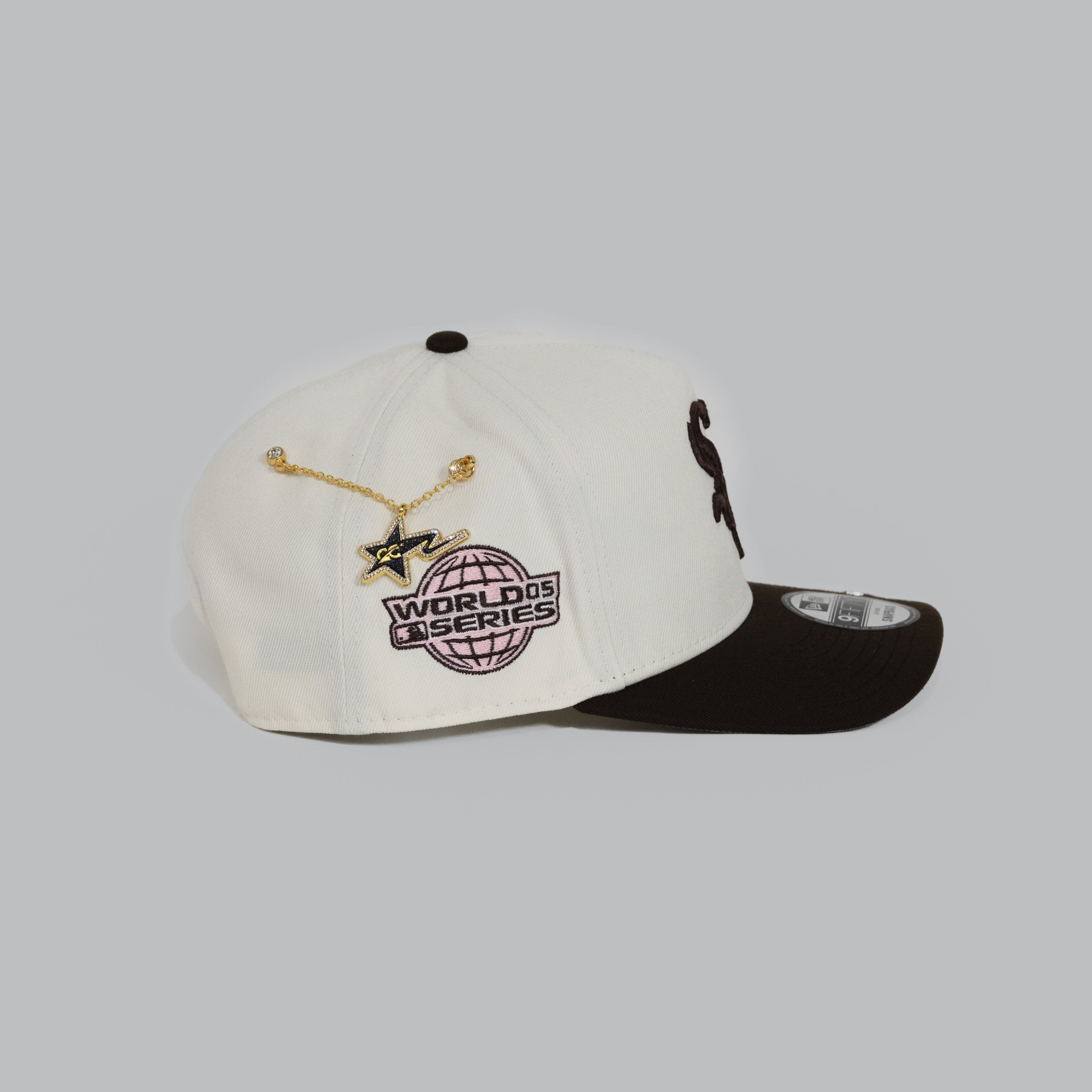 NEW ERA EXCLUSIVE 9FIFTY A-FRAME CHROME/ WALNUT CHICAGO WHITE SOX W/ 2005 WORLD SERIES SIDE PATCH