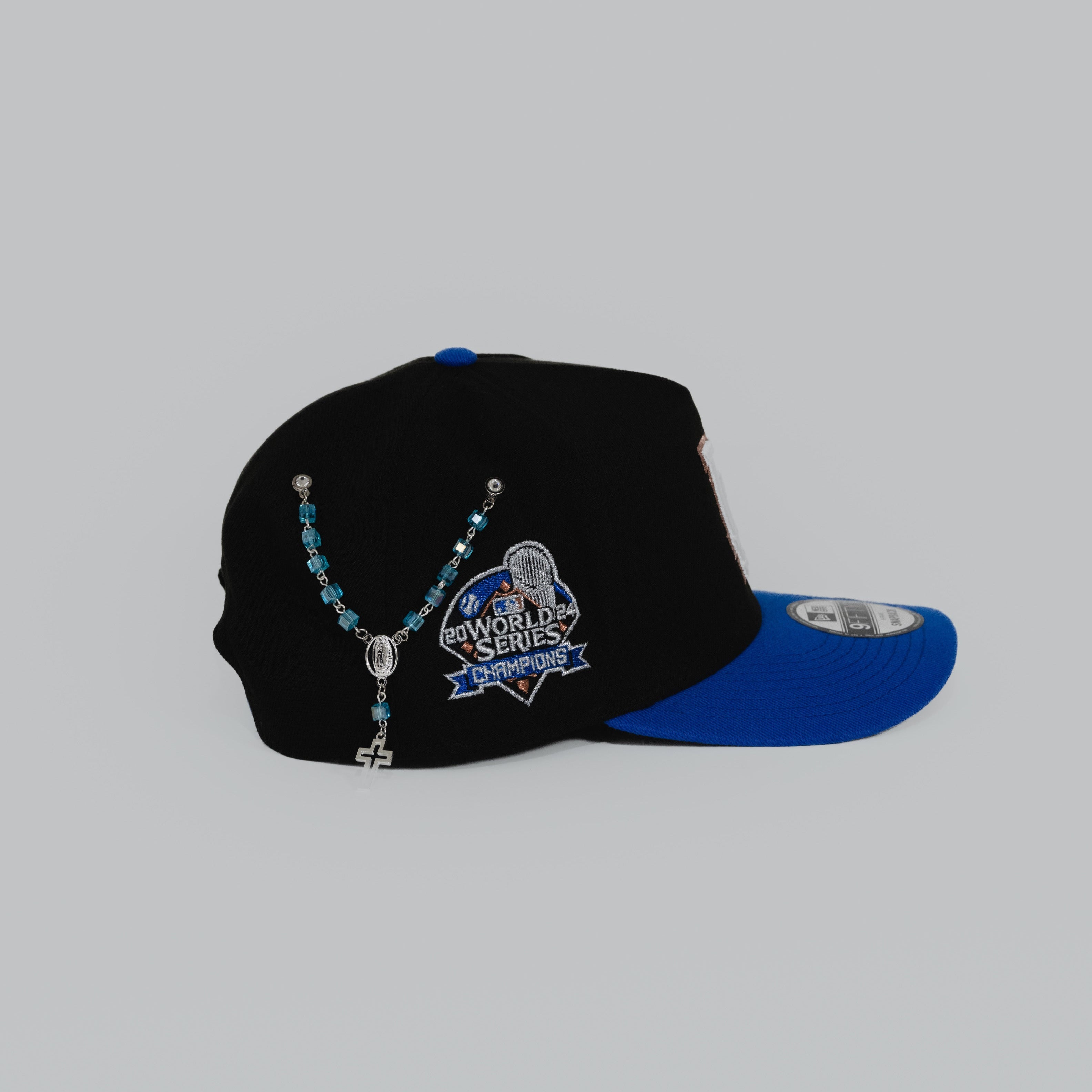NEW ERA EXCLUSIVE 9FIFTY A-FRAME BLACK/ BLUE LOS ANGELES DODGERS SNAPBACK W/ 2024 WORLD SERIES CHAMPIONS SIDE PATCH