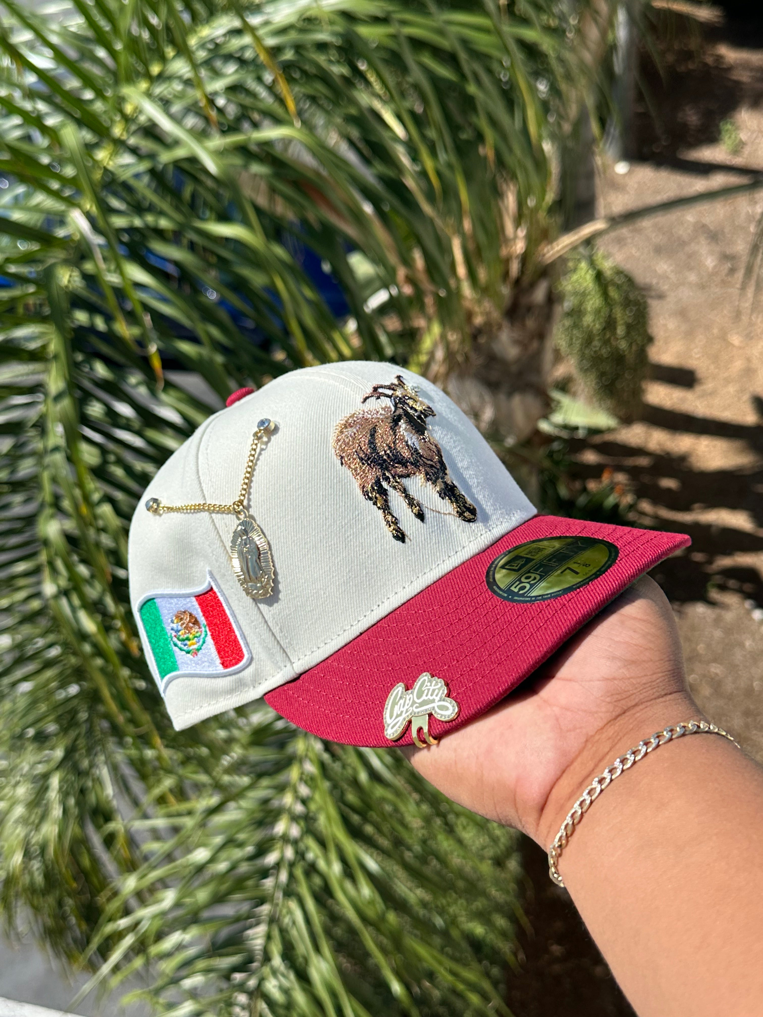 NEW ERA EXCLUSIVE 59FIFTY CHROME WHITE/BURGUNDY "THE GOAT" W/ MEXICO FLAG SIDE PATCH