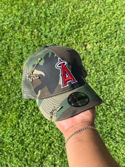 NEW ERA 9FIFTY CAMO ANAHEIM ANGELS SNAPBACK W/ MESH BACK (GREY UV)