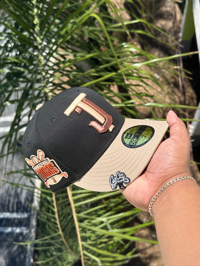 NEW ERA EXCLUSIVE 59FIFTY BLACK/KHAKI TOROS DE TIJUANA W/