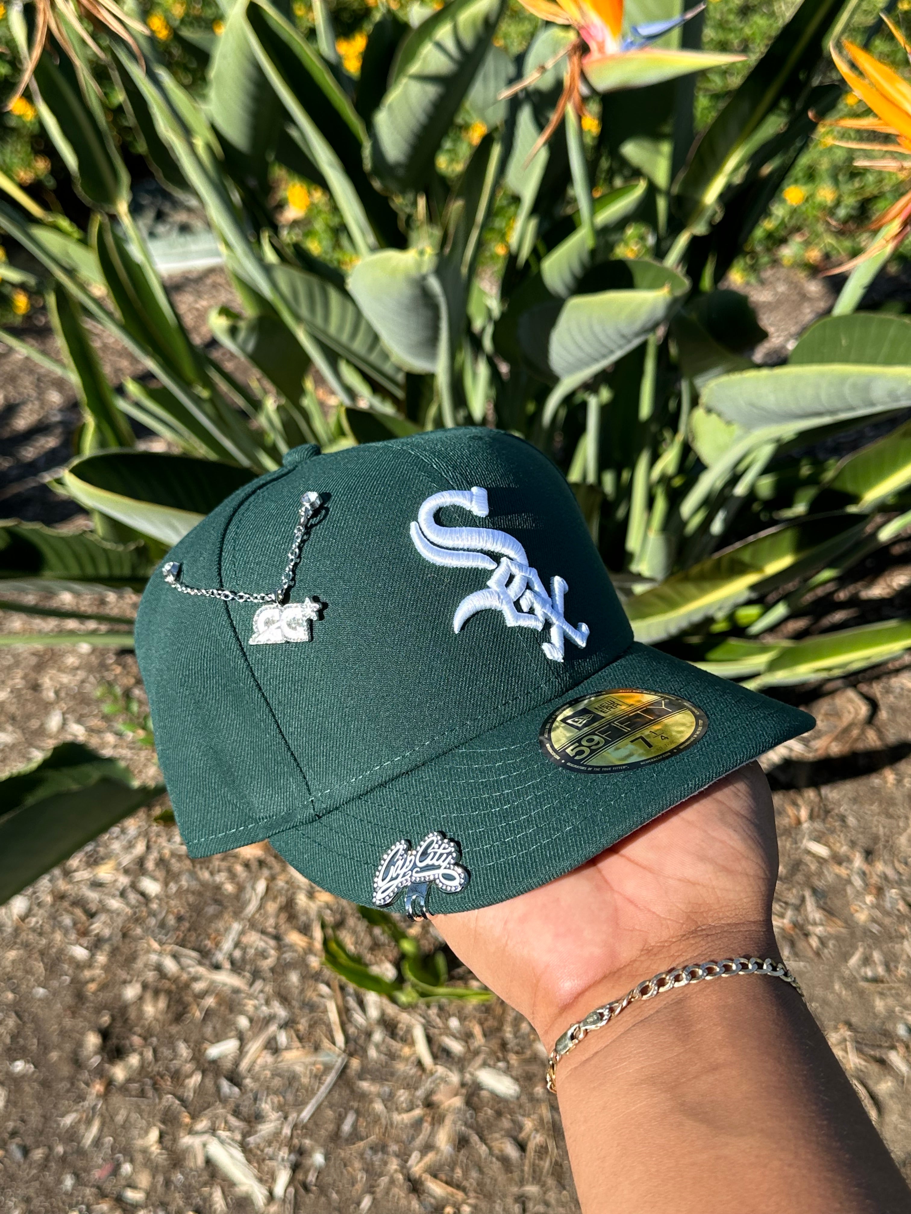 NEW ERA EXCLUSIVE NEW ERA 59FIFTY DARK GREEN CHICAGO WHITE SOX