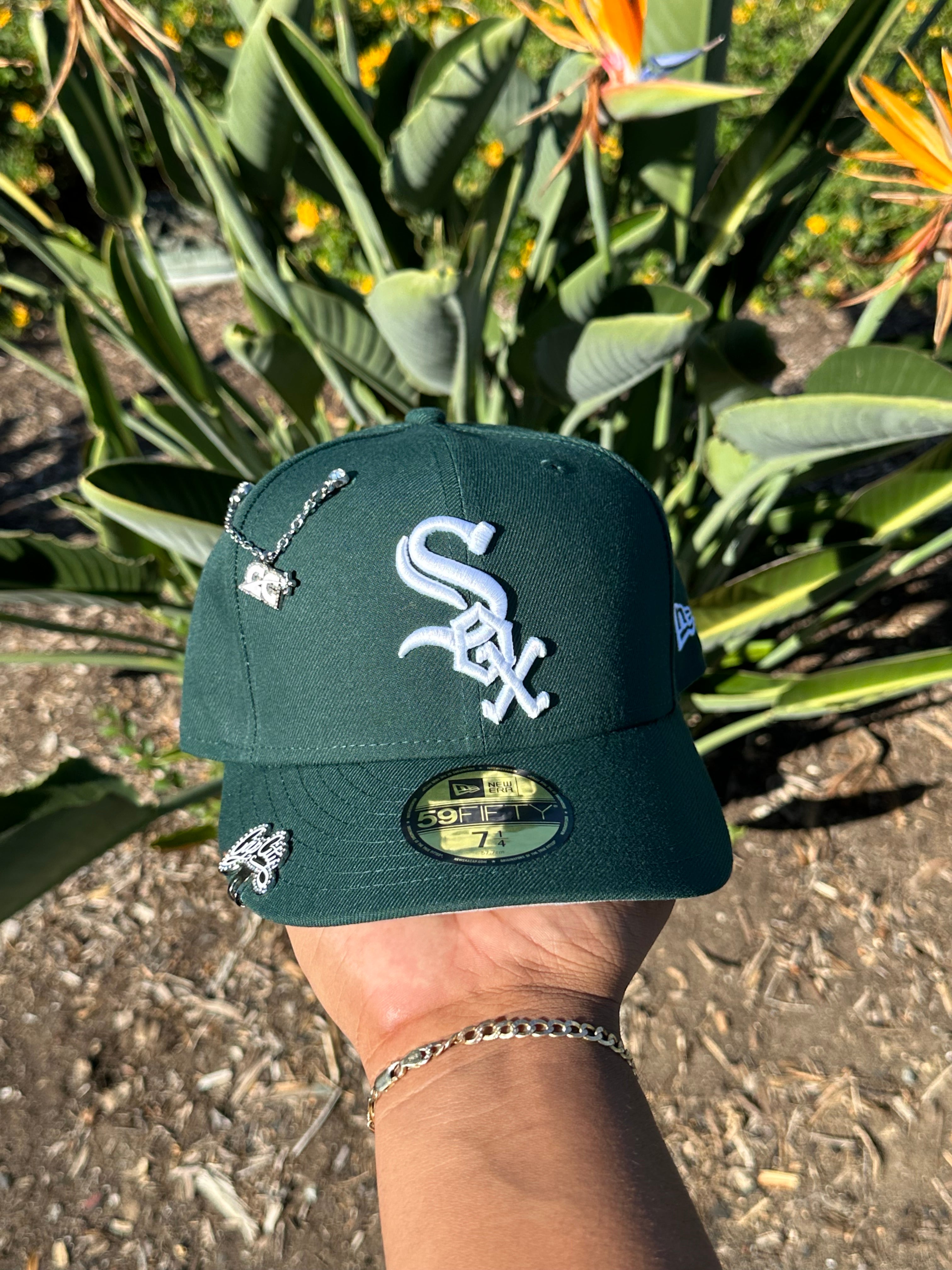 NEW ERA EXCLUSIVE NEW ERA 59FIFTY DARK GREEN CHICAGO WHITE SOX