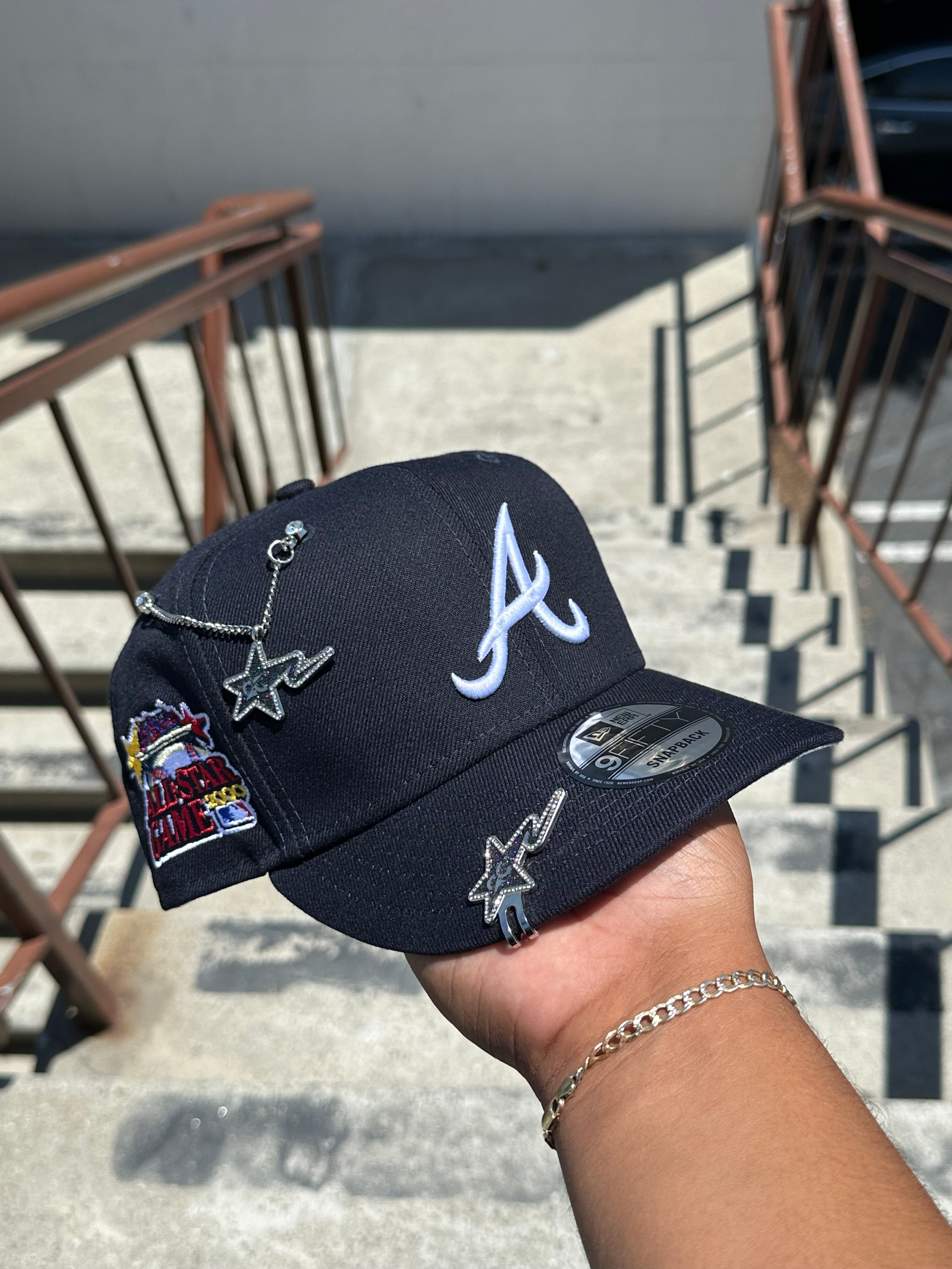 NEW ERA EXCLUSIVE 9FIFTY NAVY BLUE ATLANTA BRAVES SNAPBACK W/ 2000 ALL STAR GAME PATCH