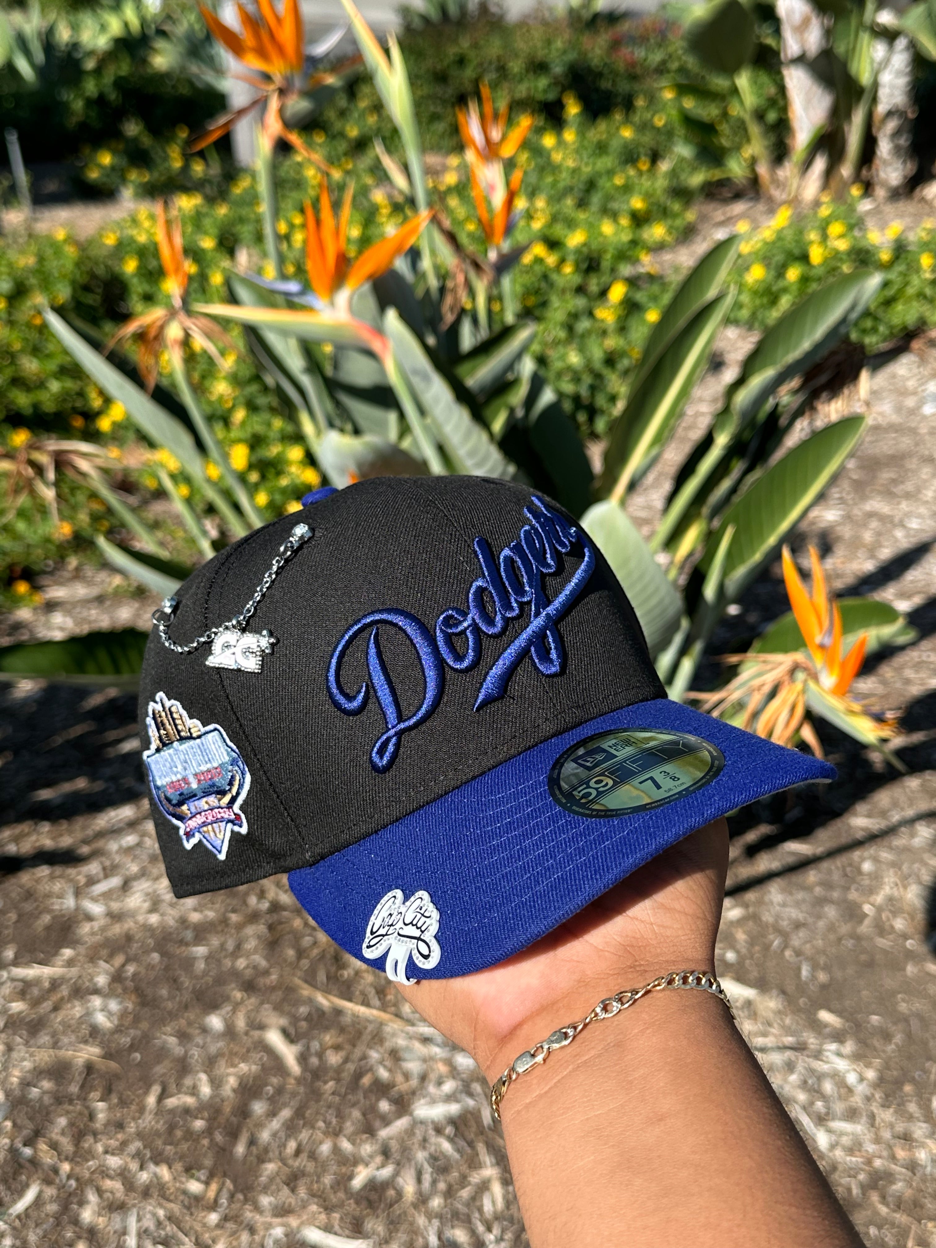 NEW ERA EXCLUSIVE 59FIFTY BLACK/BLUE LOS ANGELES DODGERS W/ 40TH ANNIVERSARY PATCH