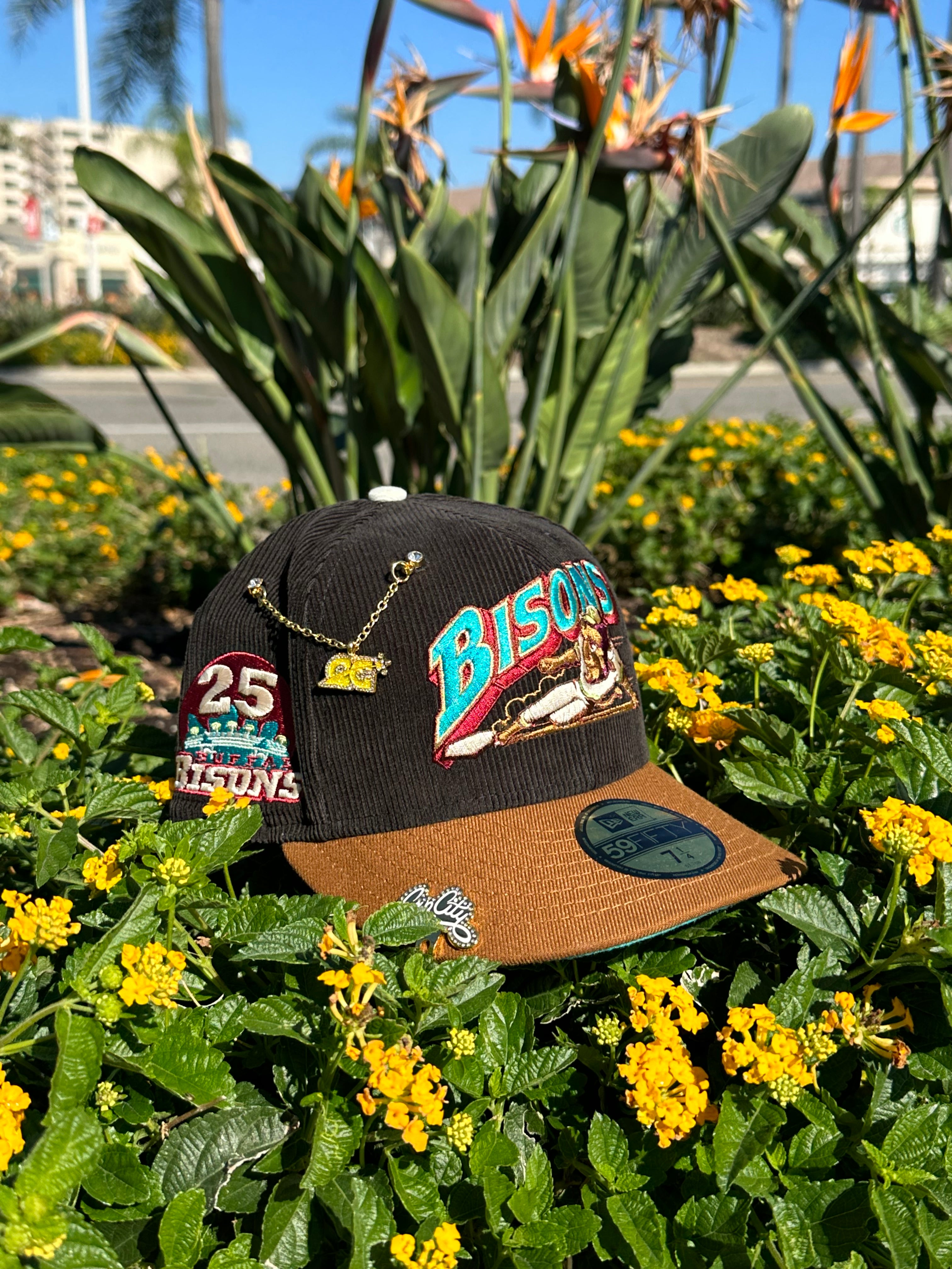 NEW ERA EXCLUSIVE 59FIFTY CORDUROY/KAHKI BUFFALO BISONS W/ 25TH ANNIVERSARY PATCH