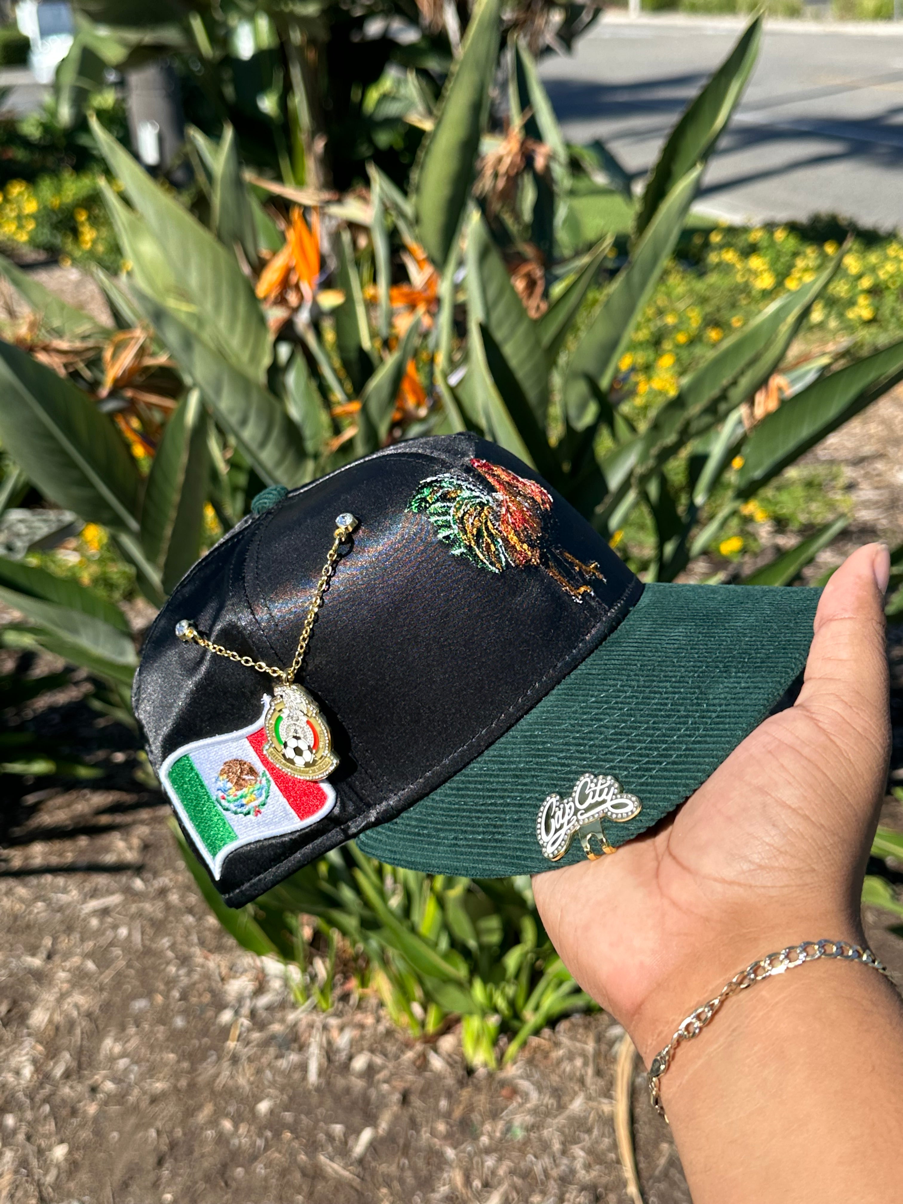 NEW ERA EXCLUSIVE 59FIFTY BLACK SATIN/GREEN CORDUROY MEXICO "EL GALLO" W/ MEXICO FLAG PATCH