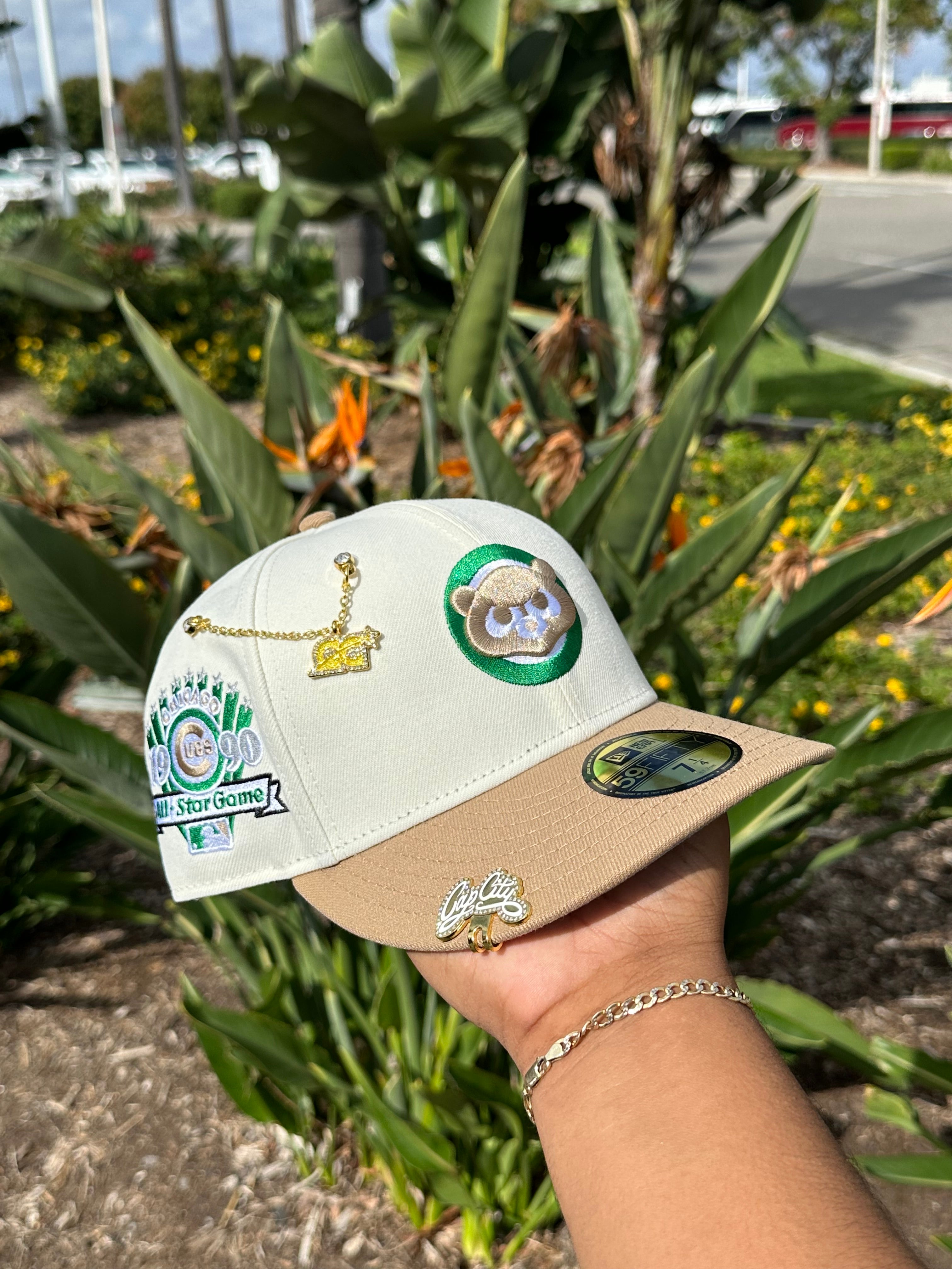 NEW ERA EXCLUSIVE 59FIFTY CHROME WHITE/KHAKI CHICAGO CUBS W/ 1990 ALL STAR GAME PATCH