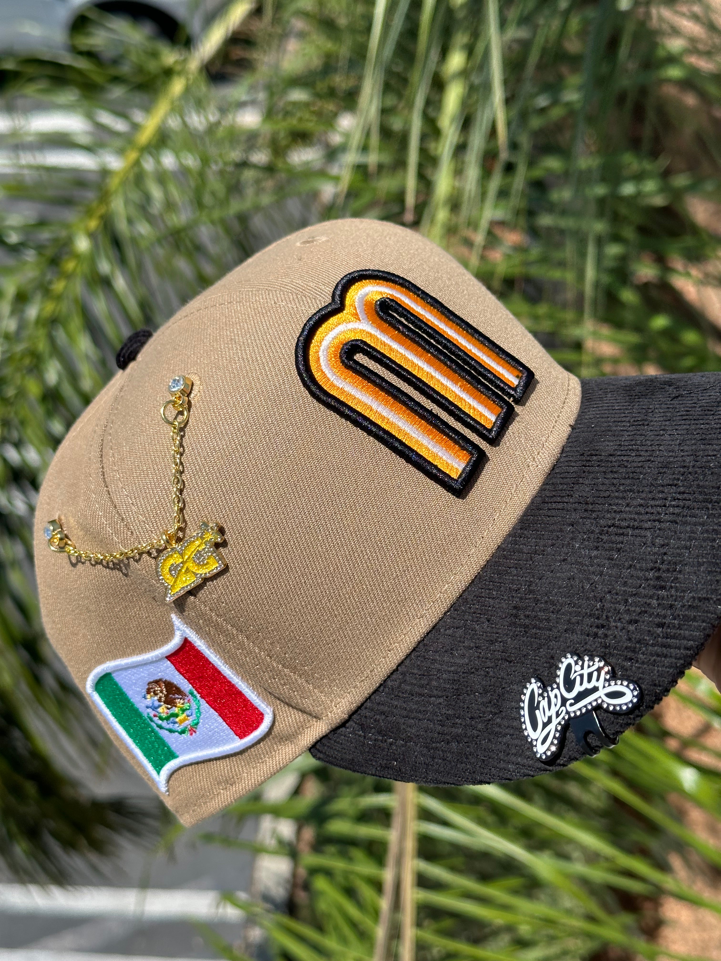 NEW ERA EXCLUSIVE 9FIFTY KHAKI/CORDUROY MEXICO TWO TONE SNAPBACK W/ MEXICO FLAG SIDE PATCH