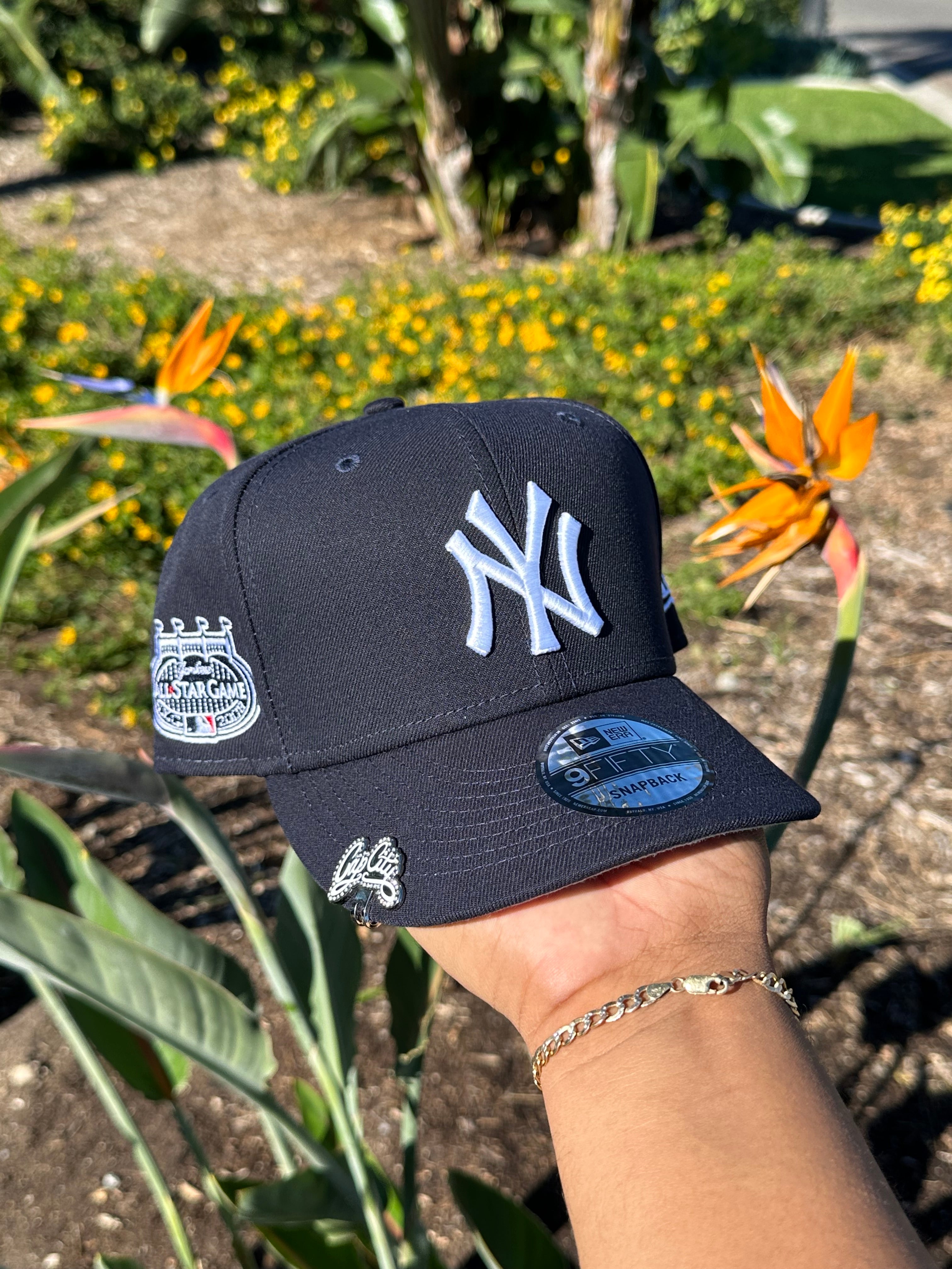 NEW ERA EXCLUSIVE 9FIFTY NAVY NEW YORK YANKEES SNAPBACK W/ 2008 ALL STAR GAME PATCH