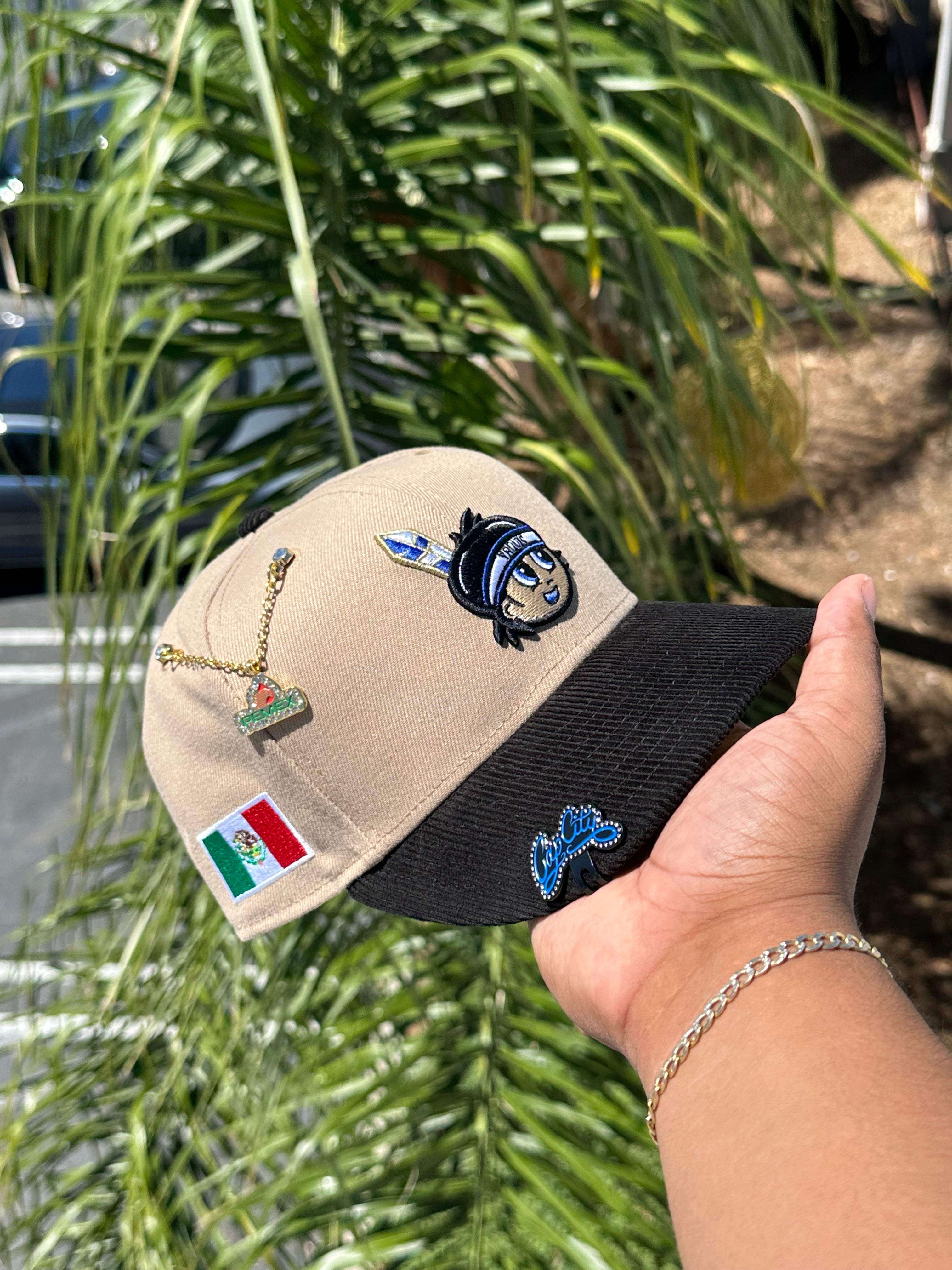 NEW ERA EXCLUSIVE 59FIFTY KHAKI/CORDUROY YAQUIS DE OBREGON 2TONE W/ MEXICO FLAG PATCH