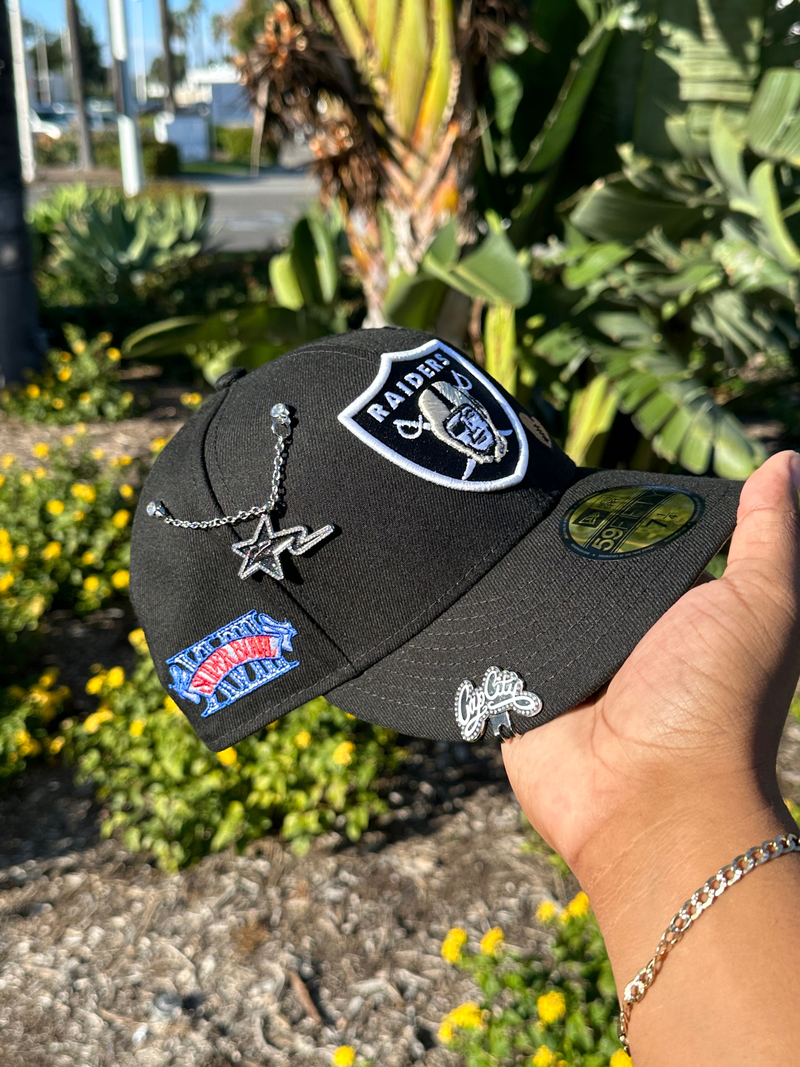 NEW ERA EXCLUSIVE 59FIFTY BLACK LAS VEGAS RAIDERS "LOVE & HUSTLE" W/ XVIII SUPER BOWL PATCH