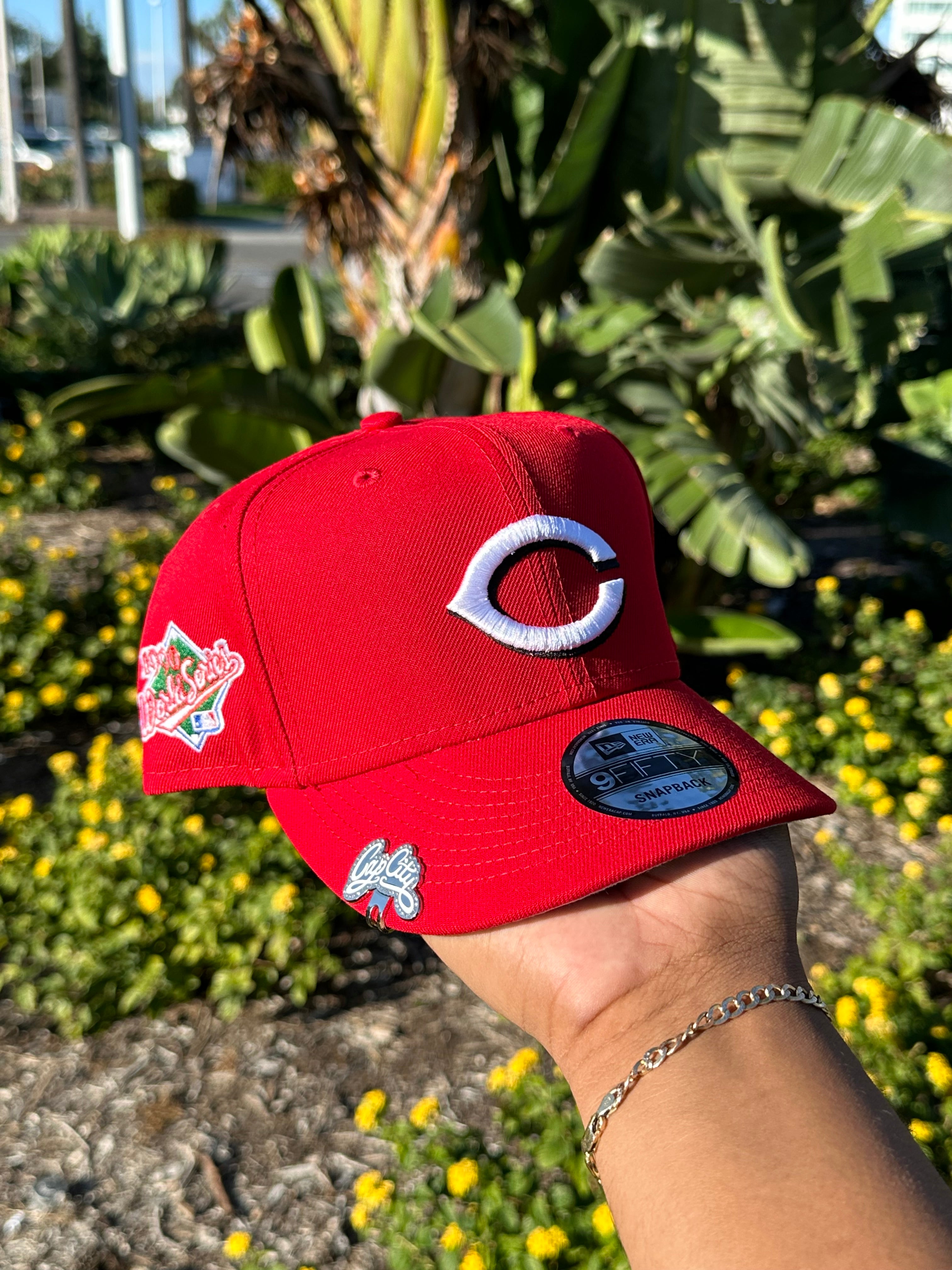 NEW ERA 9FIFTY RED CINCINNATI REDS SNAPBACK W/ 1990 WORLD SERIES PATCH