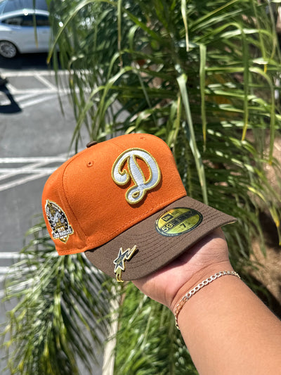 NEW ERA EXCLUSIVE 59FIFTY ORANGE/WALNUT LOS ANGELES DODGERS W/ 60TH ANNIVERSARY PATCH (SOFT ORANGE UV)